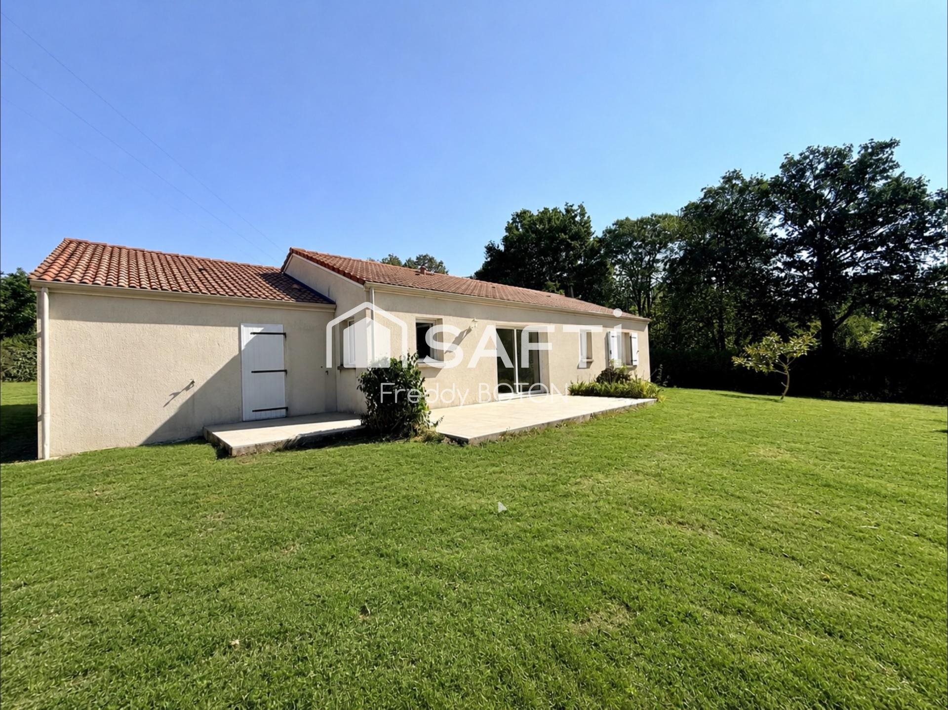 Maison à vendre, 115m², Moncoutant