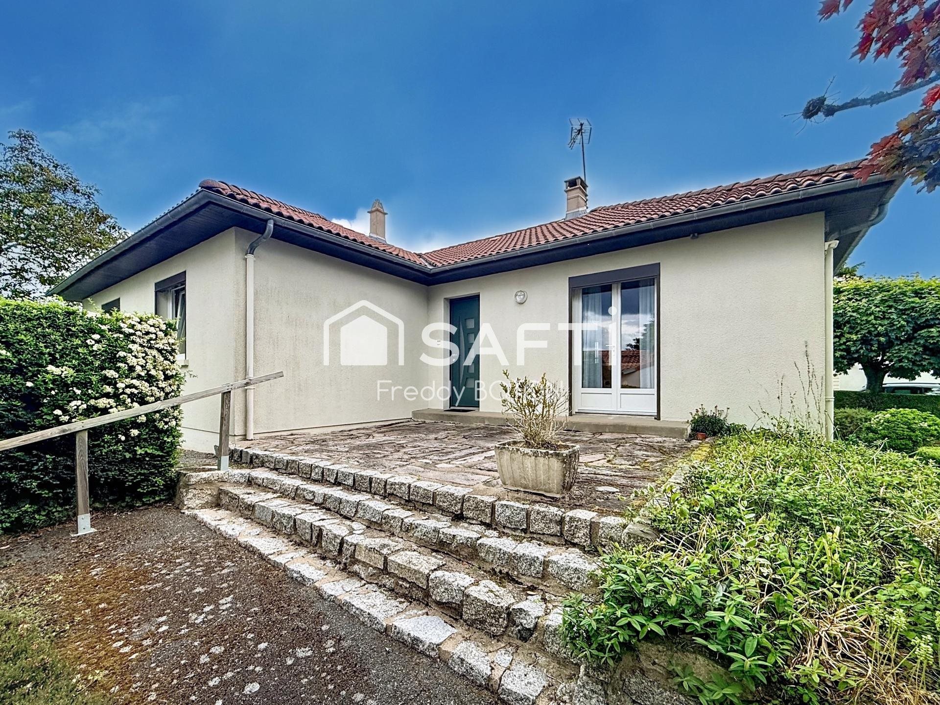 Maison à vendre, 137m², Moncoutant