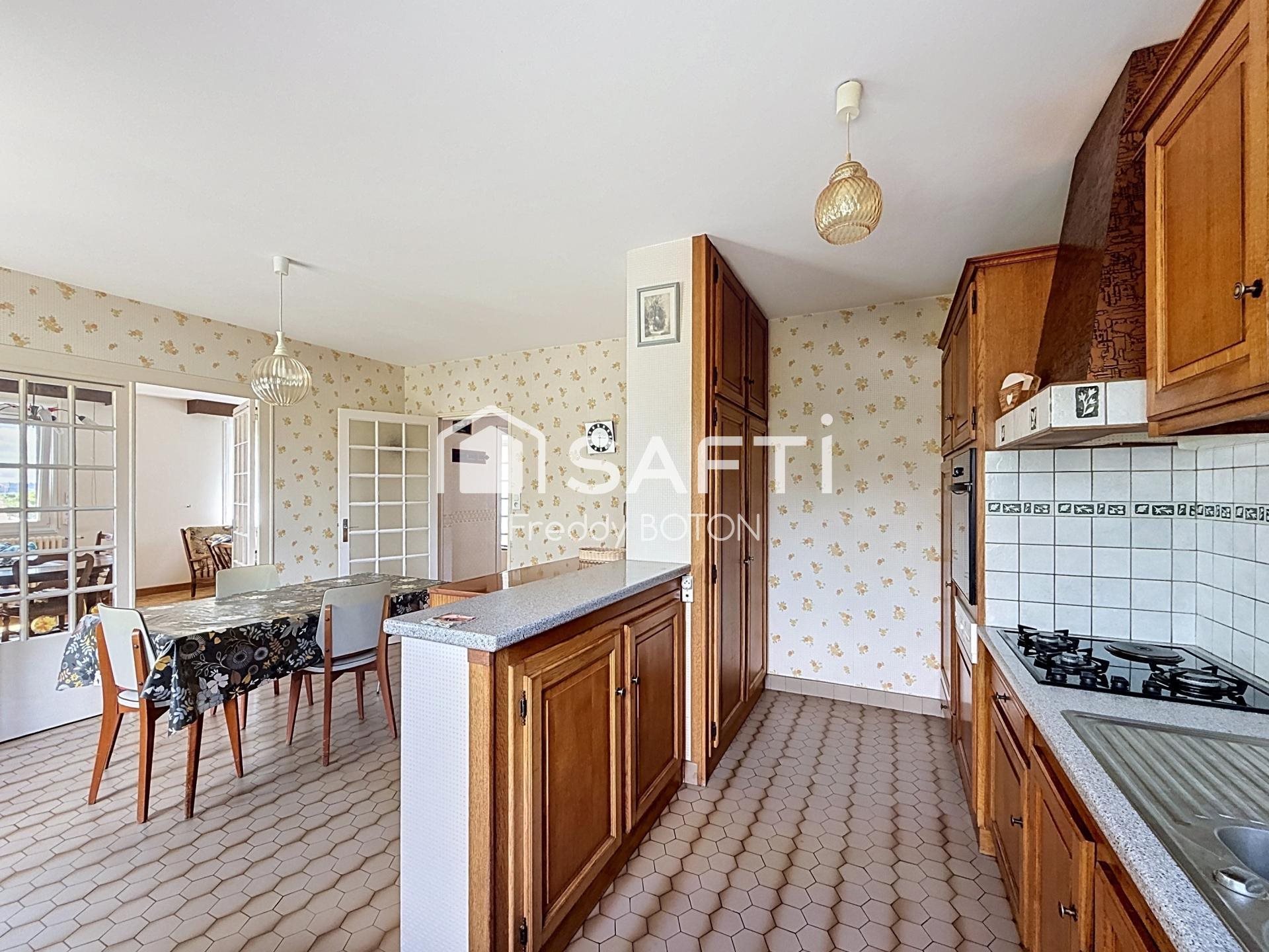 Maison à vendre, 137m², Moncoutant
