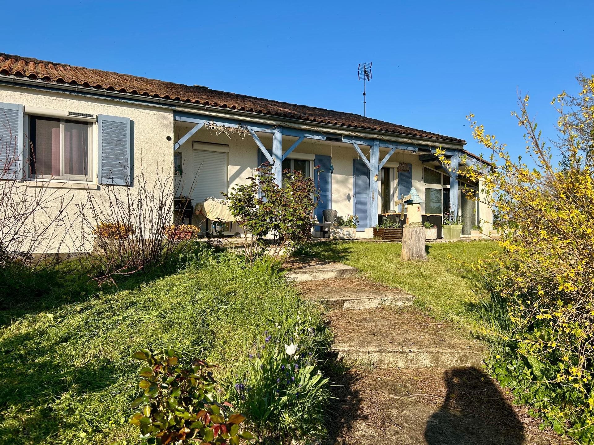 Maison à vendre, 142m², Saint-Georges-de-Rex