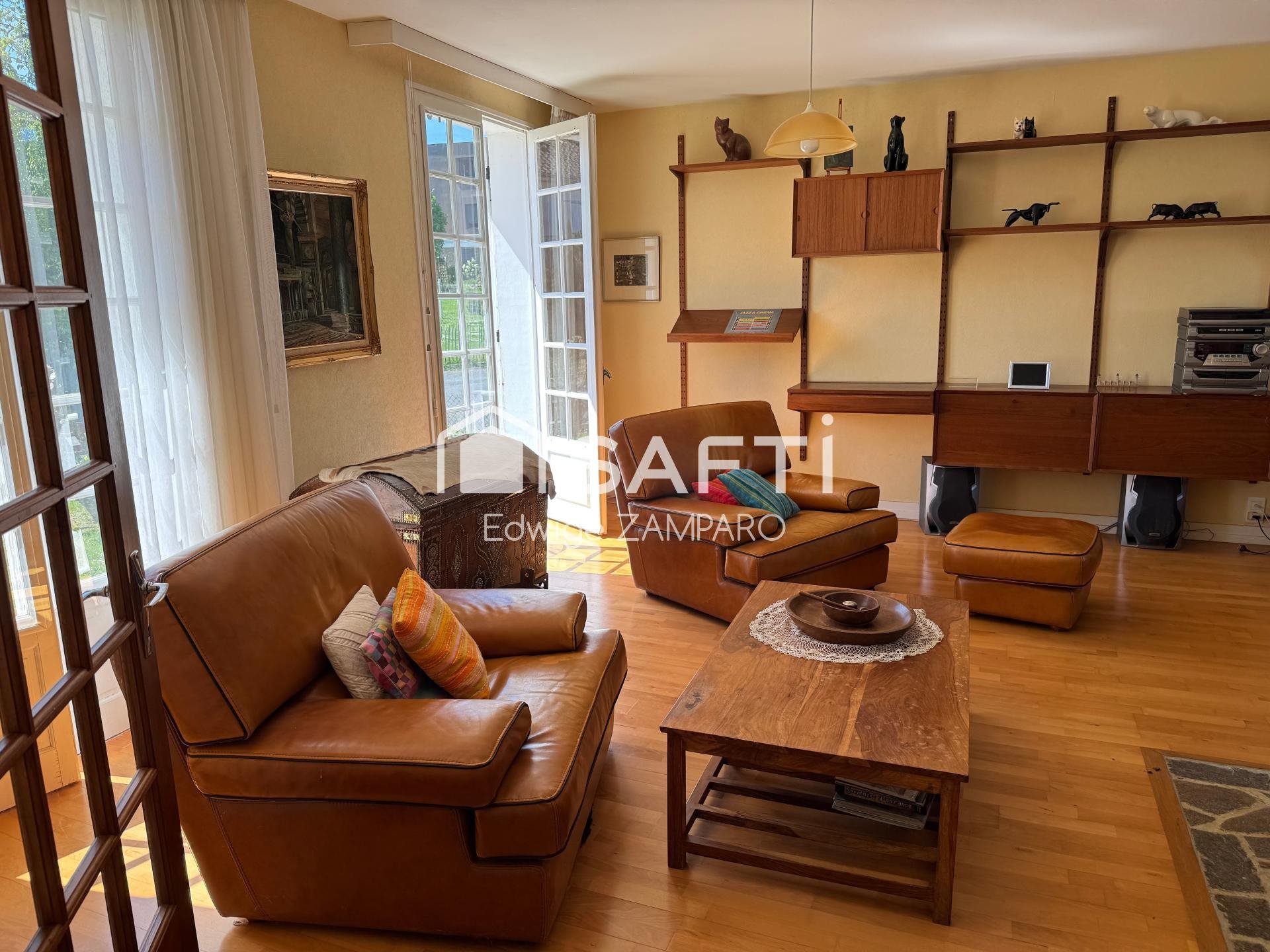 Maison à vendre, 112m², Cussac