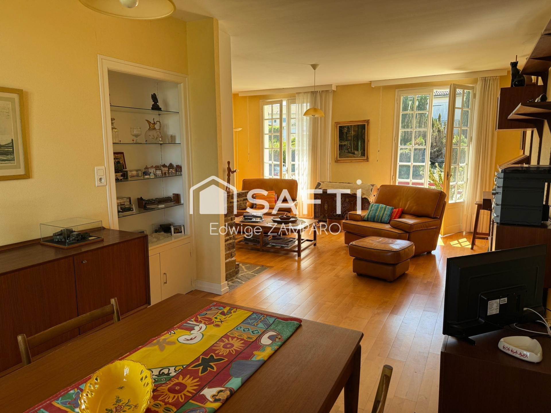 Maison à vendre, 112m², Cussac