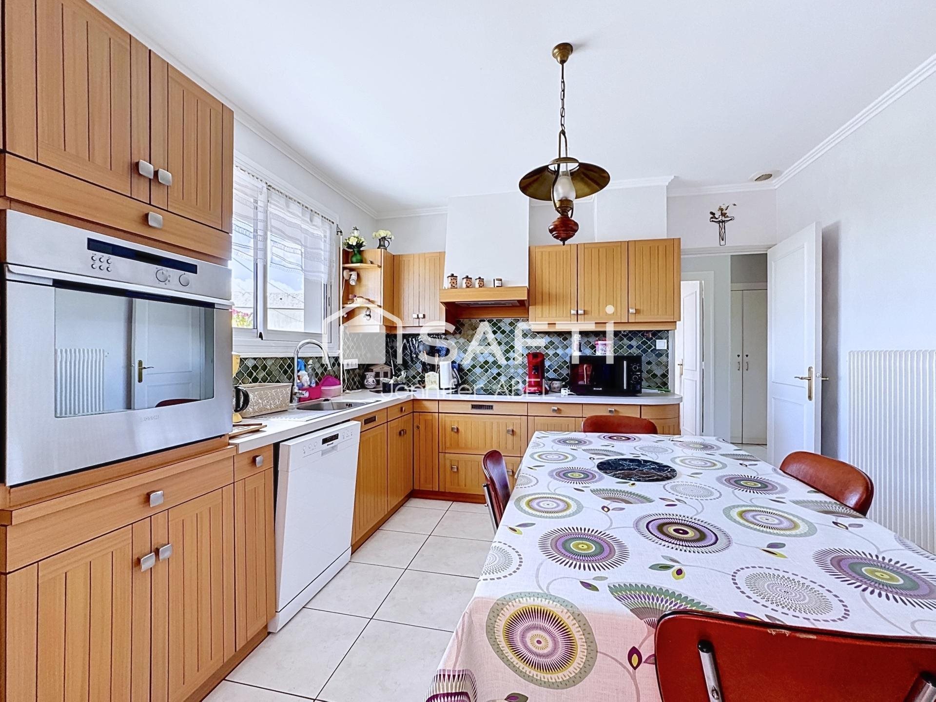 Maison à vendre, 153m², La Chapelle-Saint-Laurent