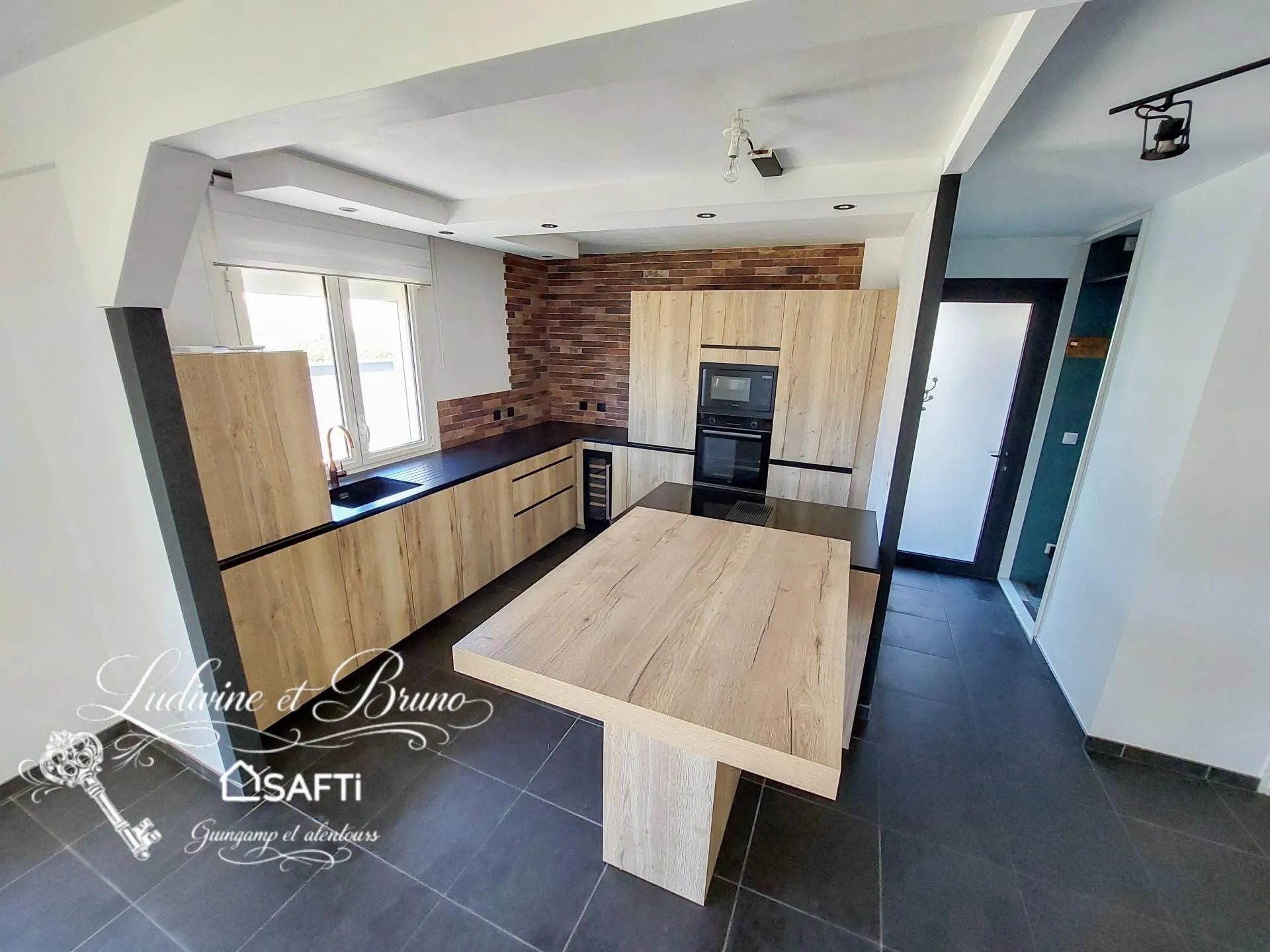 Maison à vendre, 133m², Ploumagoar