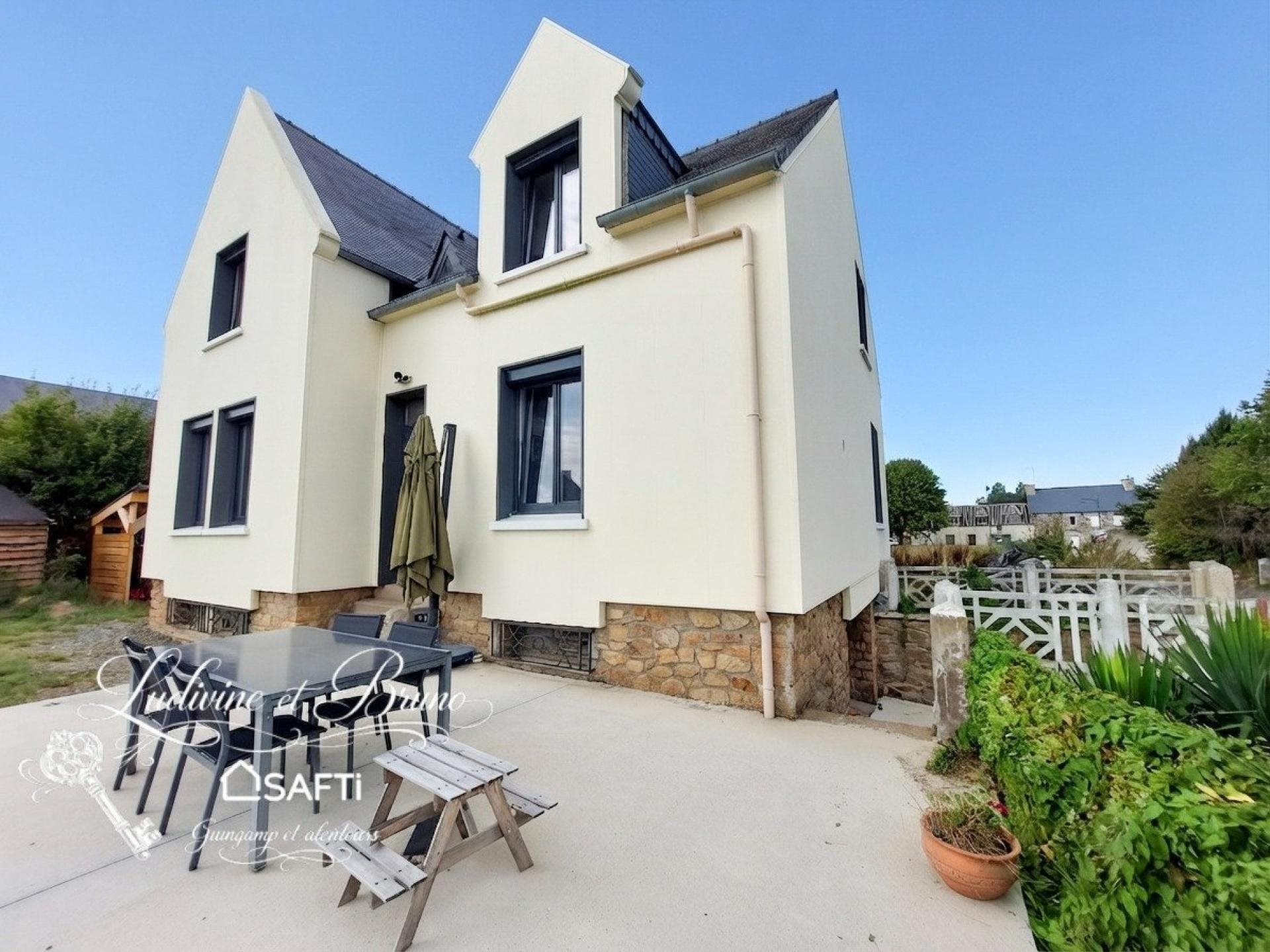 Maison à vendre, 142m², Ploëzal