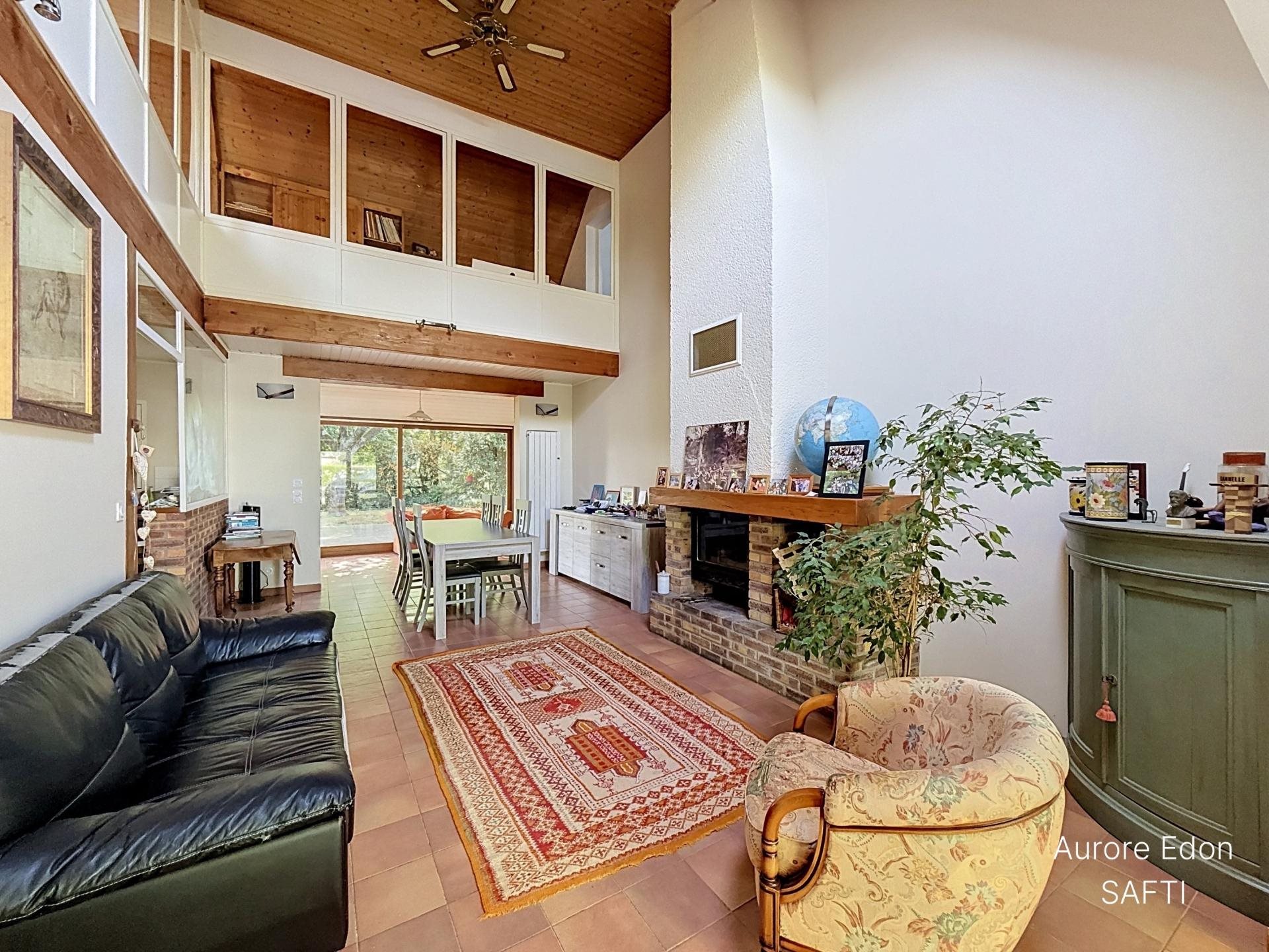 Maison à vendre, 223m², Ombrée d'Anjou