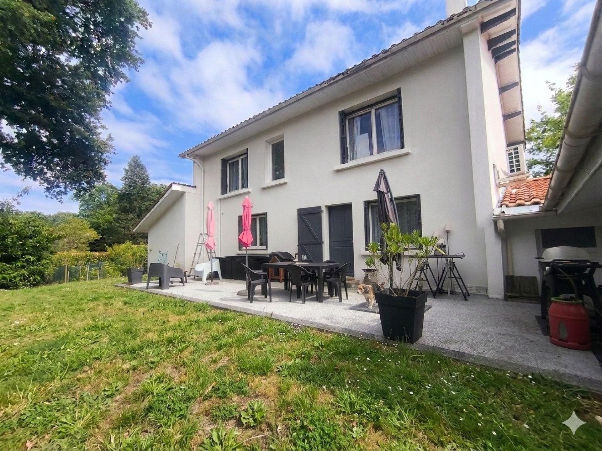 Maison à vendre, 167m², Mont-de-Marsan