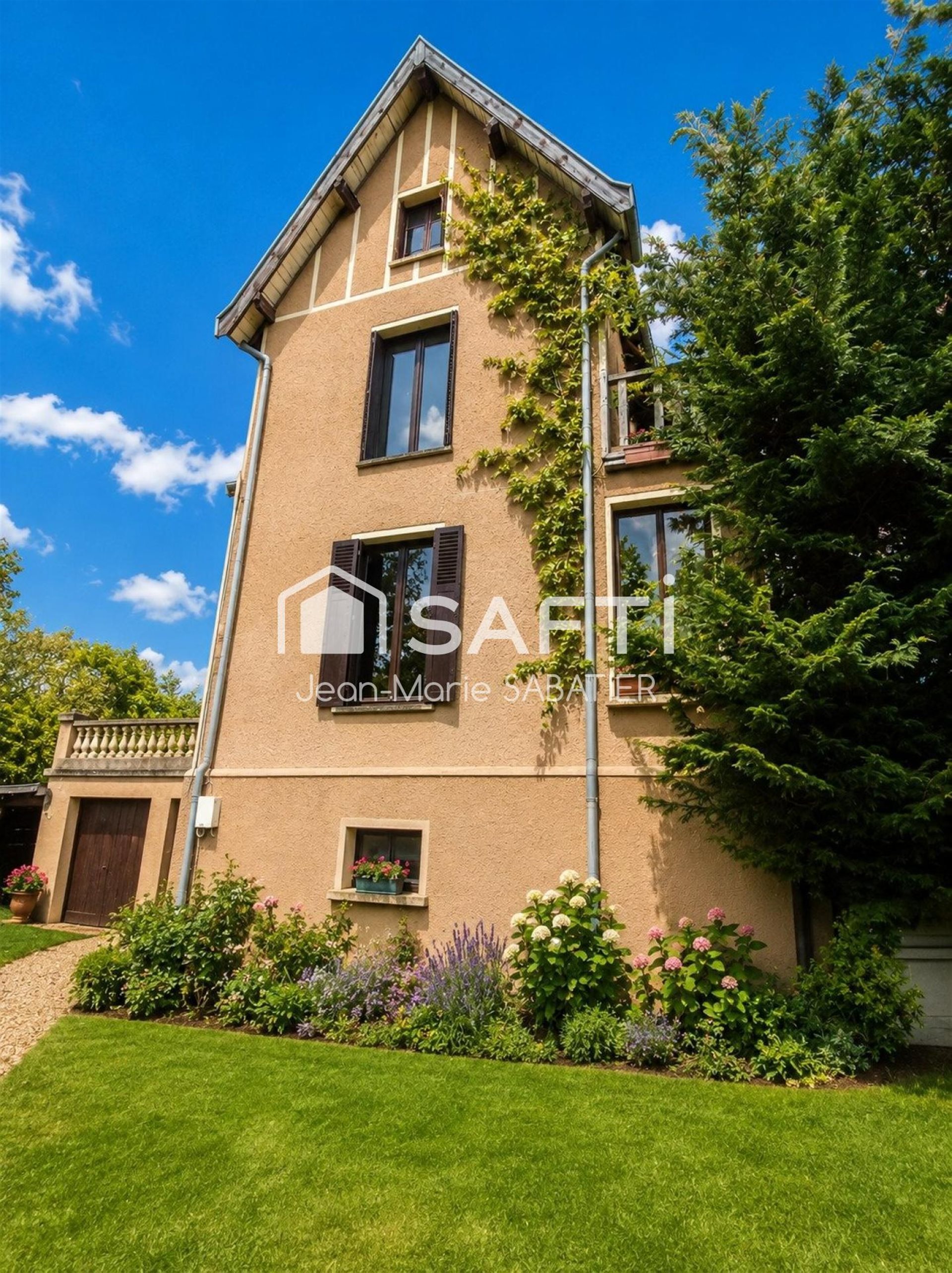 Maison à vendre, 149m², Vernassal