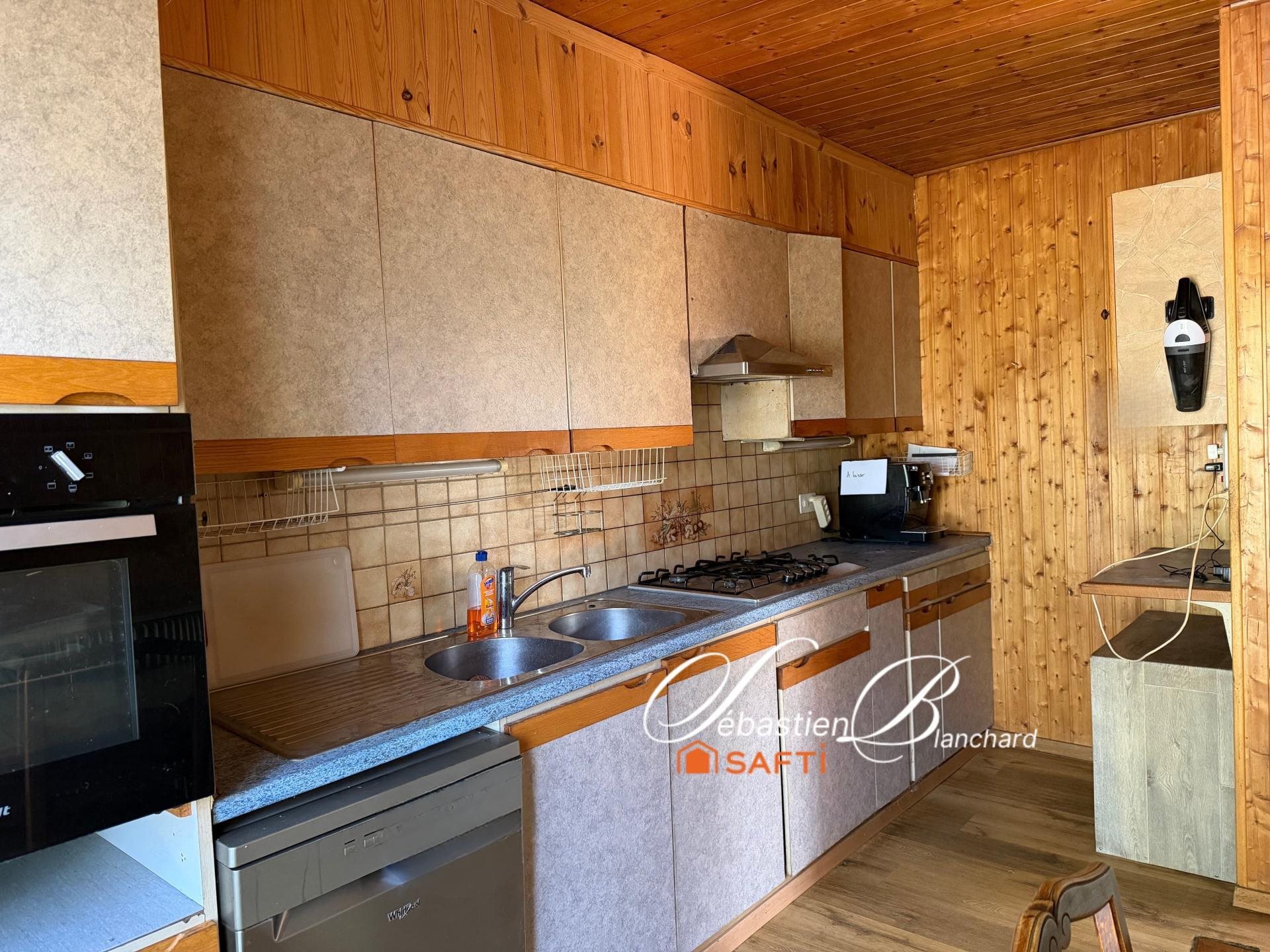 Maison à vendre, 101m², Injoux-Génissiat