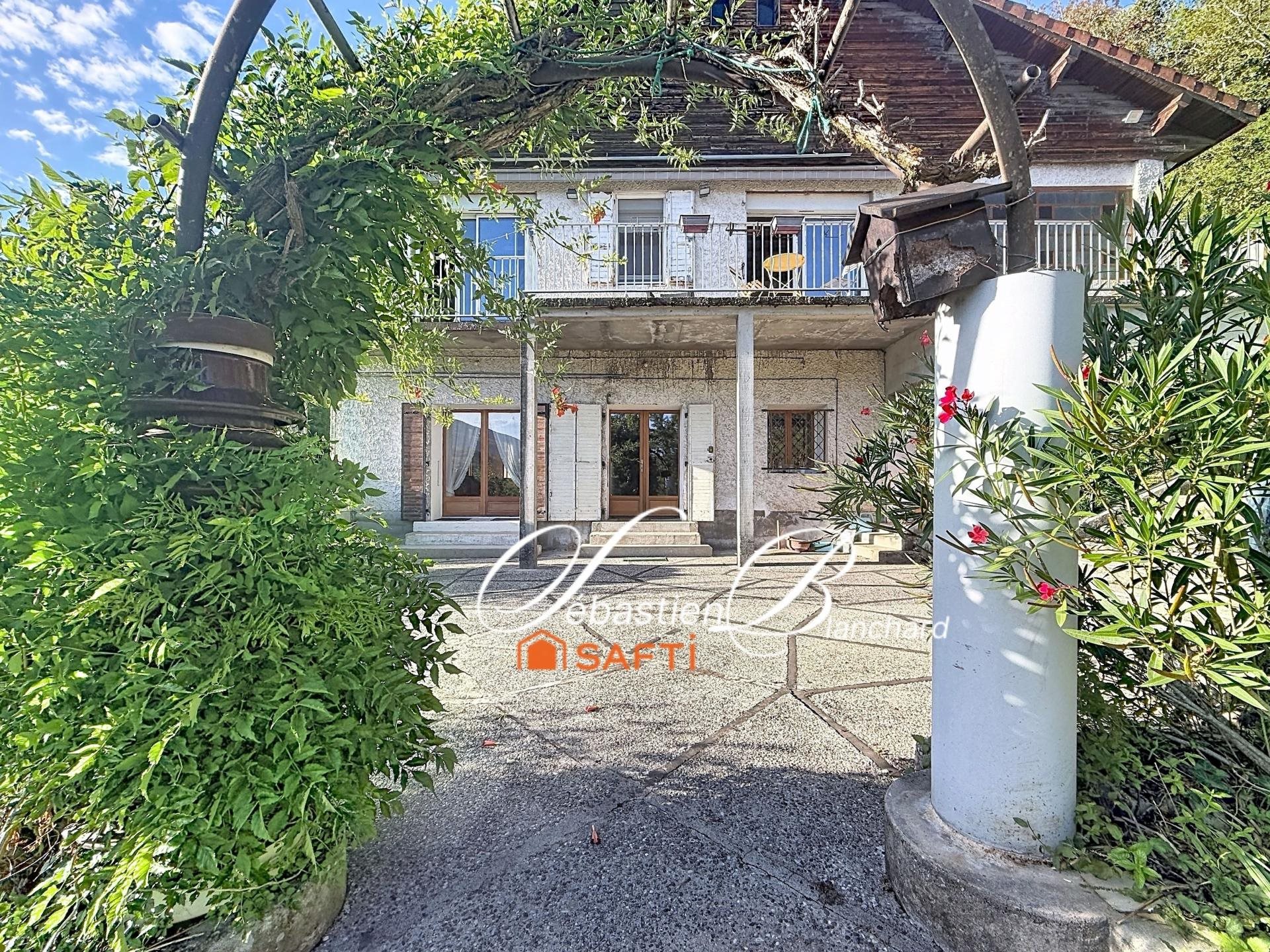 Maison à vendre, 214m², Challonges