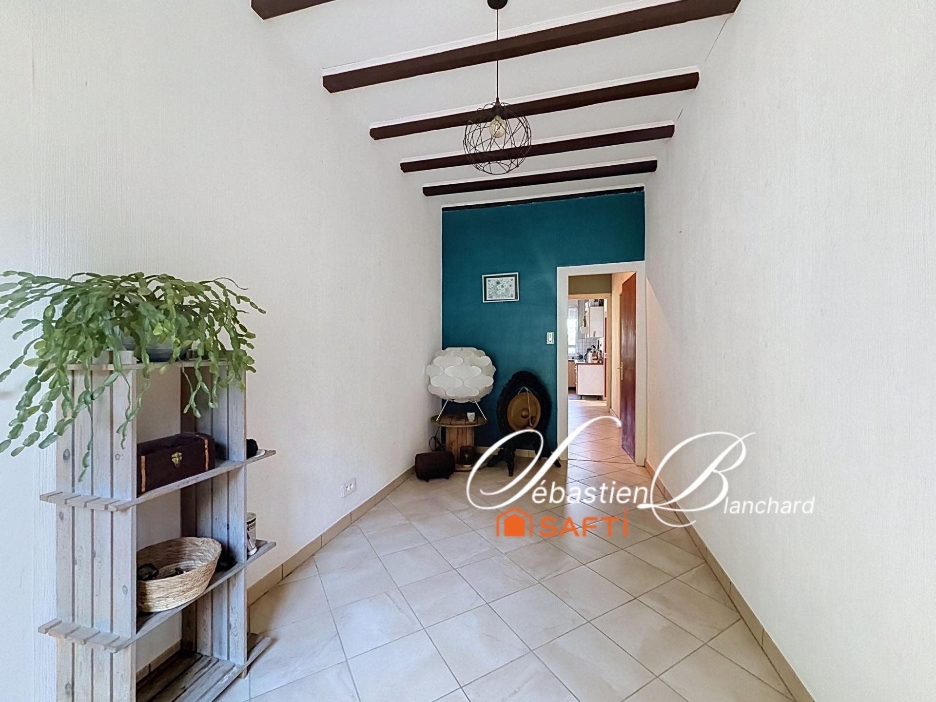 Maison à vendre, 214m², Challonges