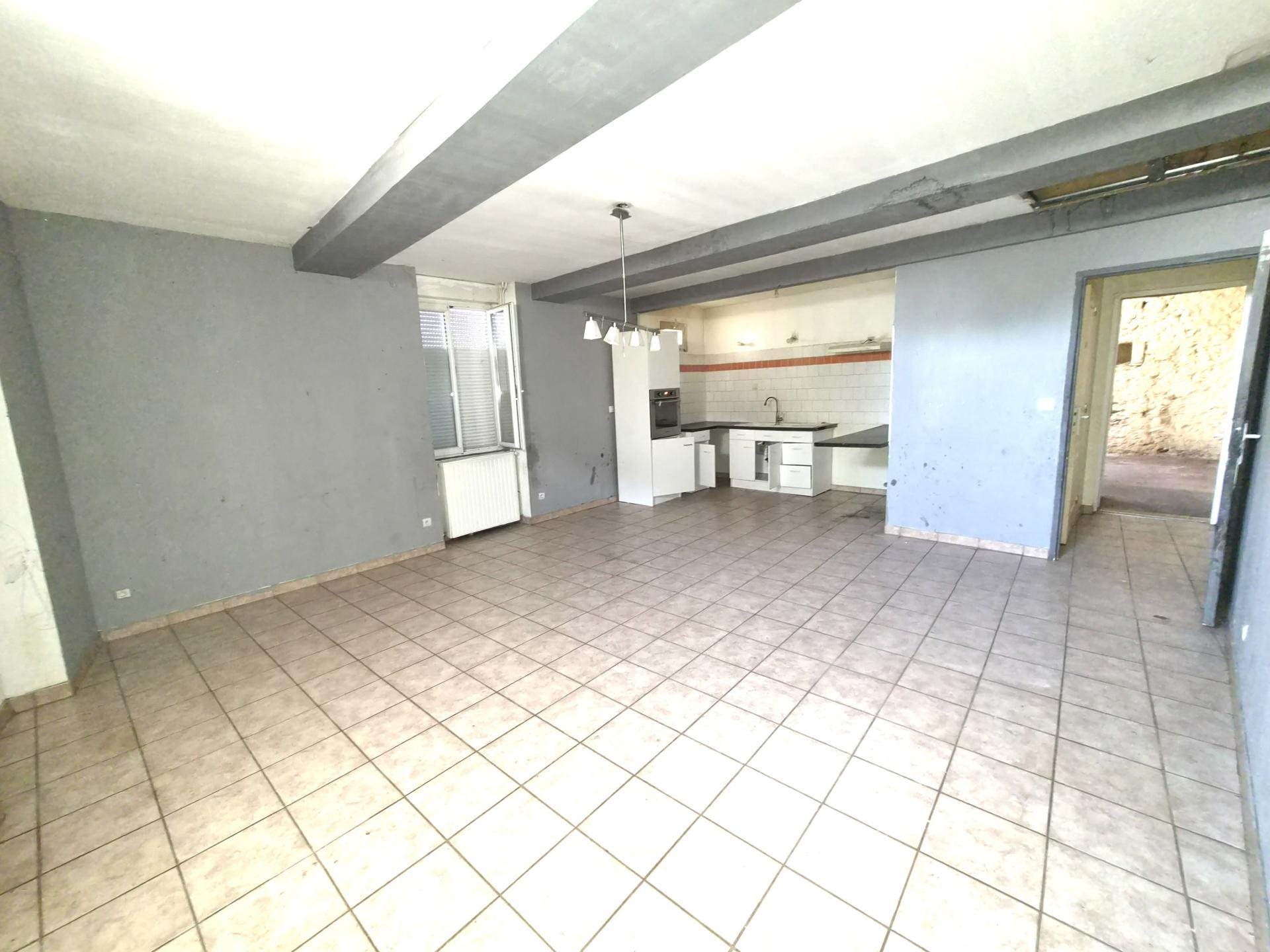 Maison à vendre, 104m², Saint-Estèphe
