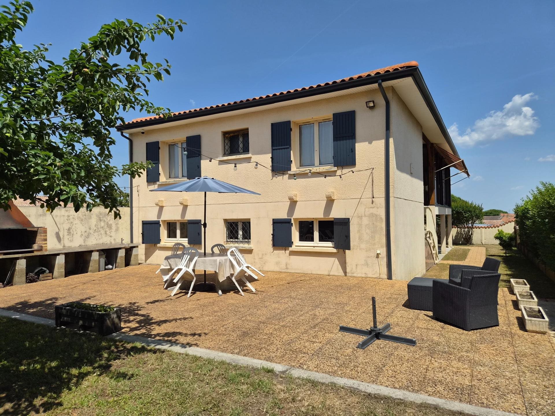 Maison à vendre, 190m², Pauillac