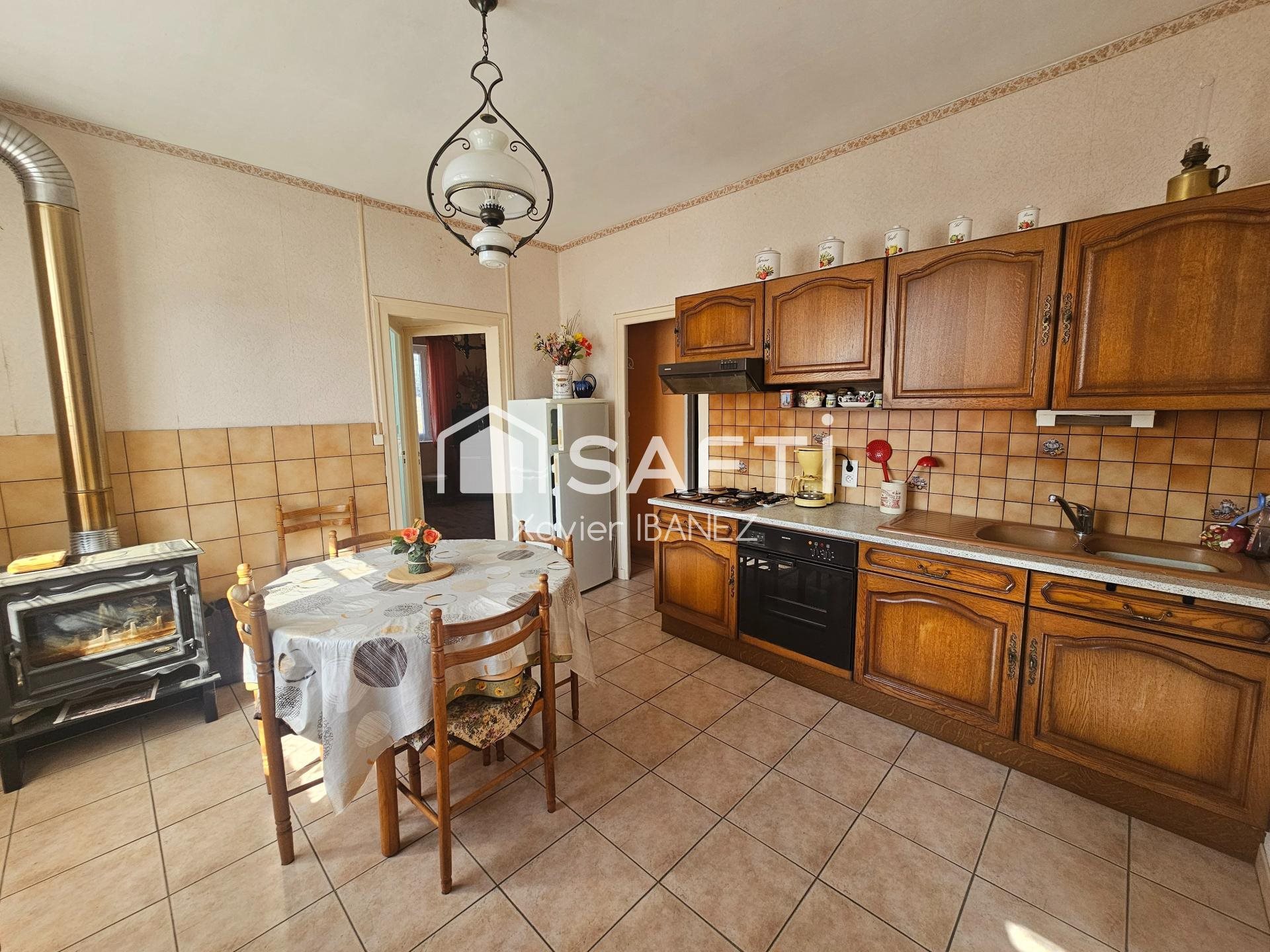 Maison à vendre, 141m², Thoras