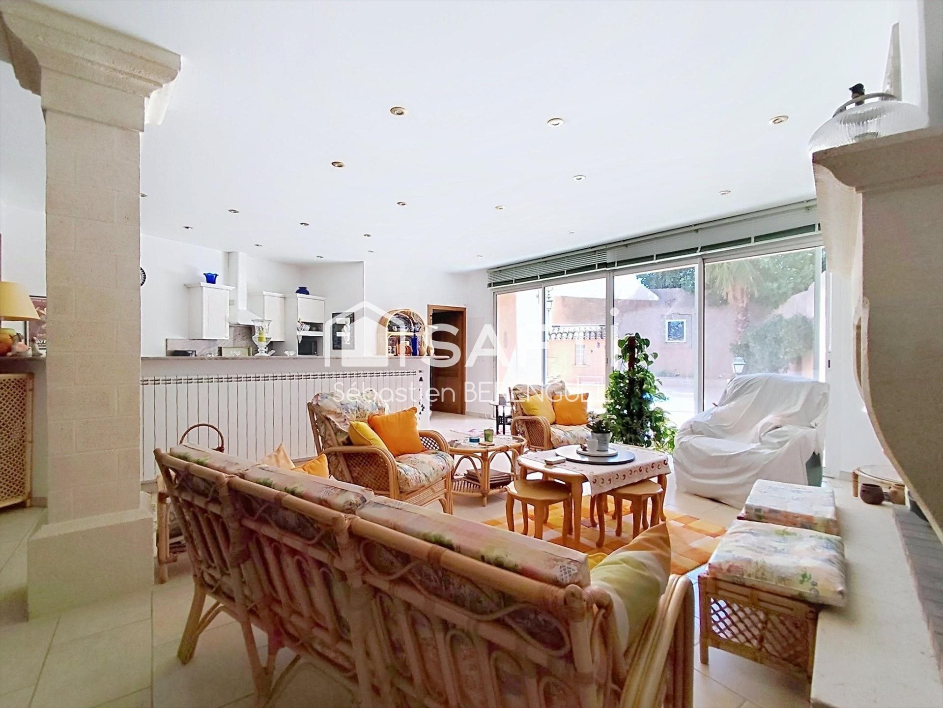 Maison à vendre, 255m², Loupian