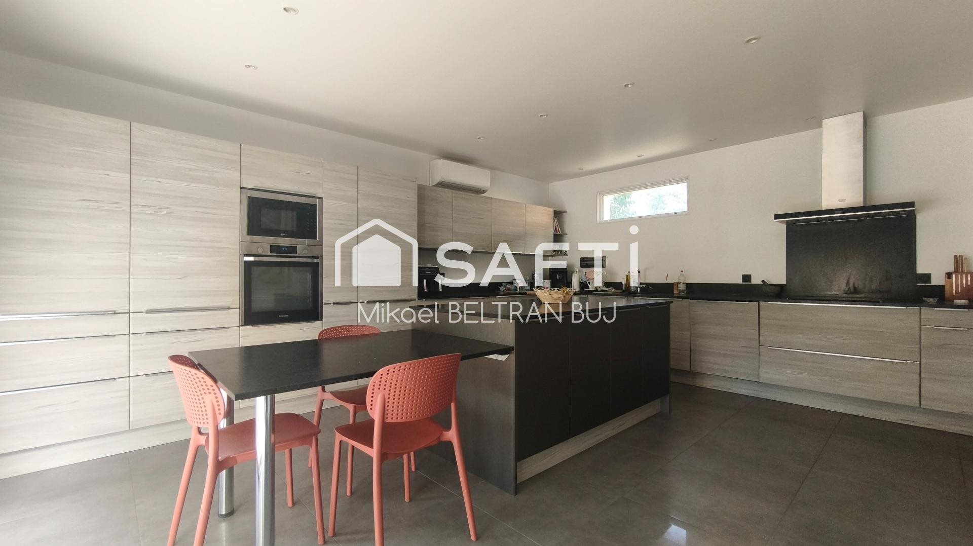 Maison à vendre, 115m², Gigean