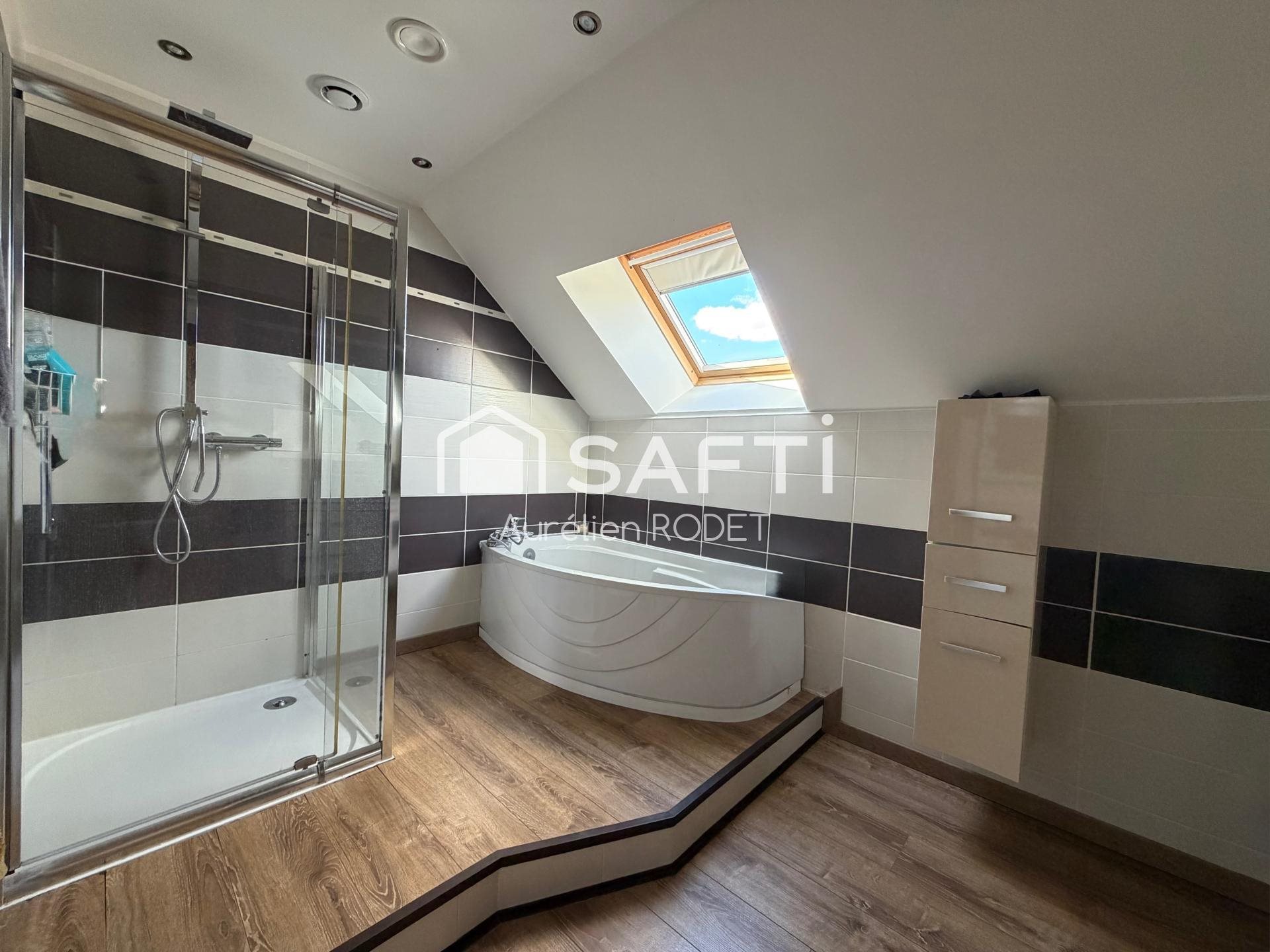 Maison à vendre, 120m², Villedieu-sur-Indre