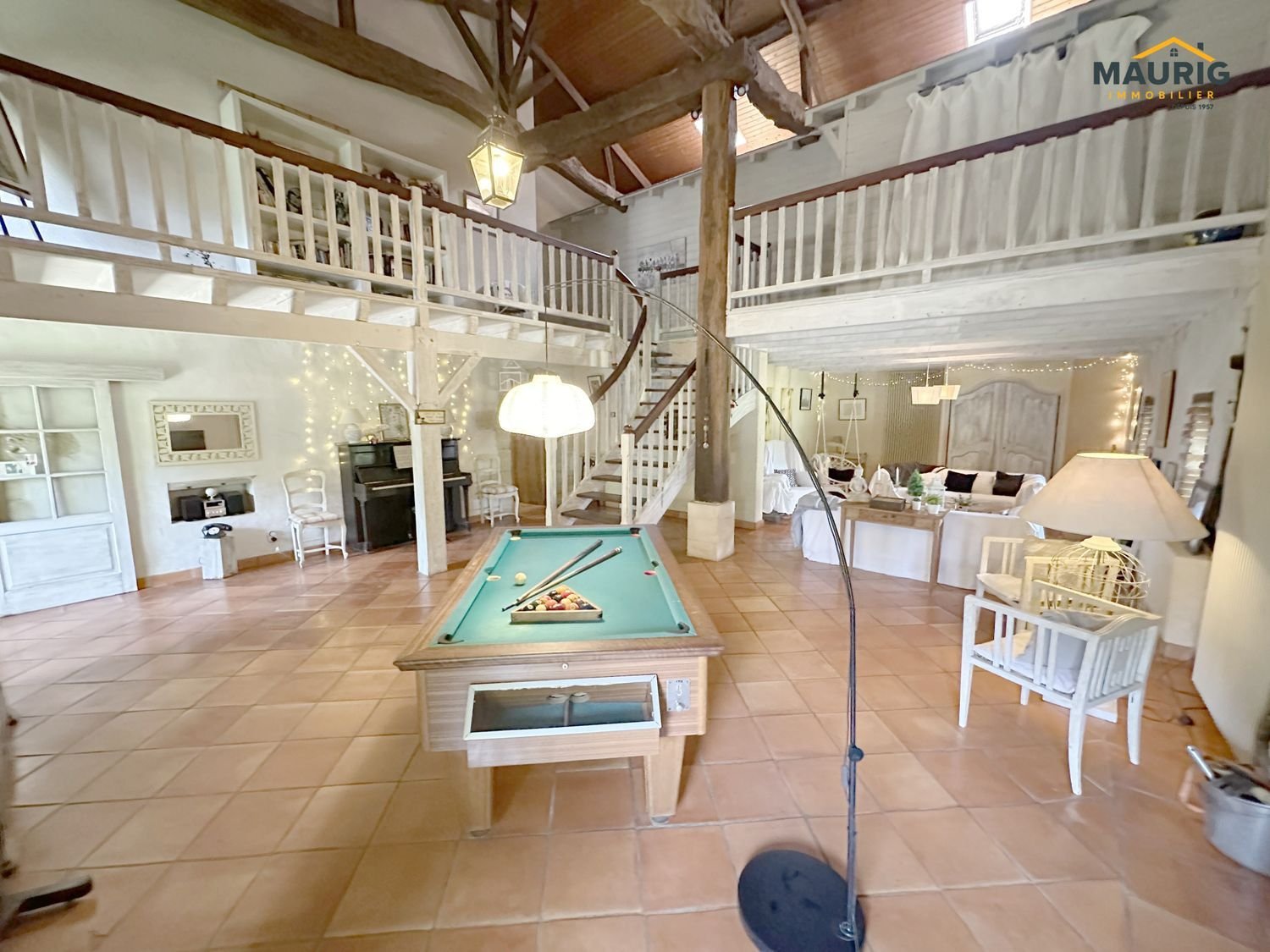 Maison à vendre, 350m², Lamothe-Landerron