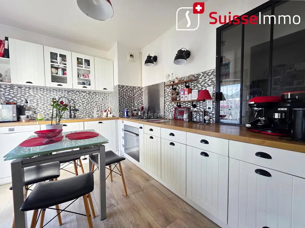 Appartement à vendre, 88m², Pont-de-Roide