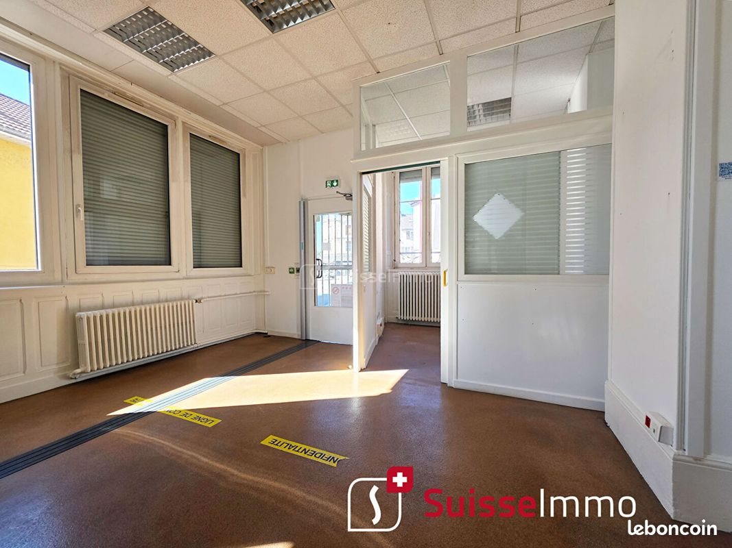 Maison à vendre, 692m², L'Isle-sur-le-Doubs