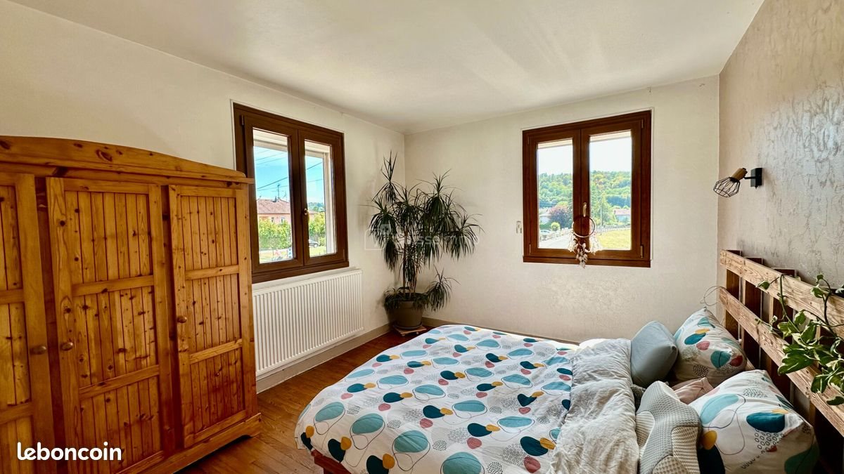 Maison à vendre, 104m², Lougres