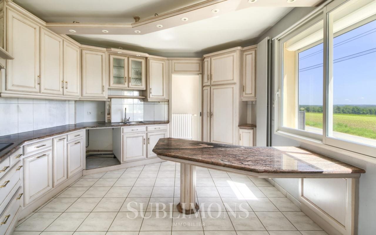 Maison à vendre, 136m², Caro