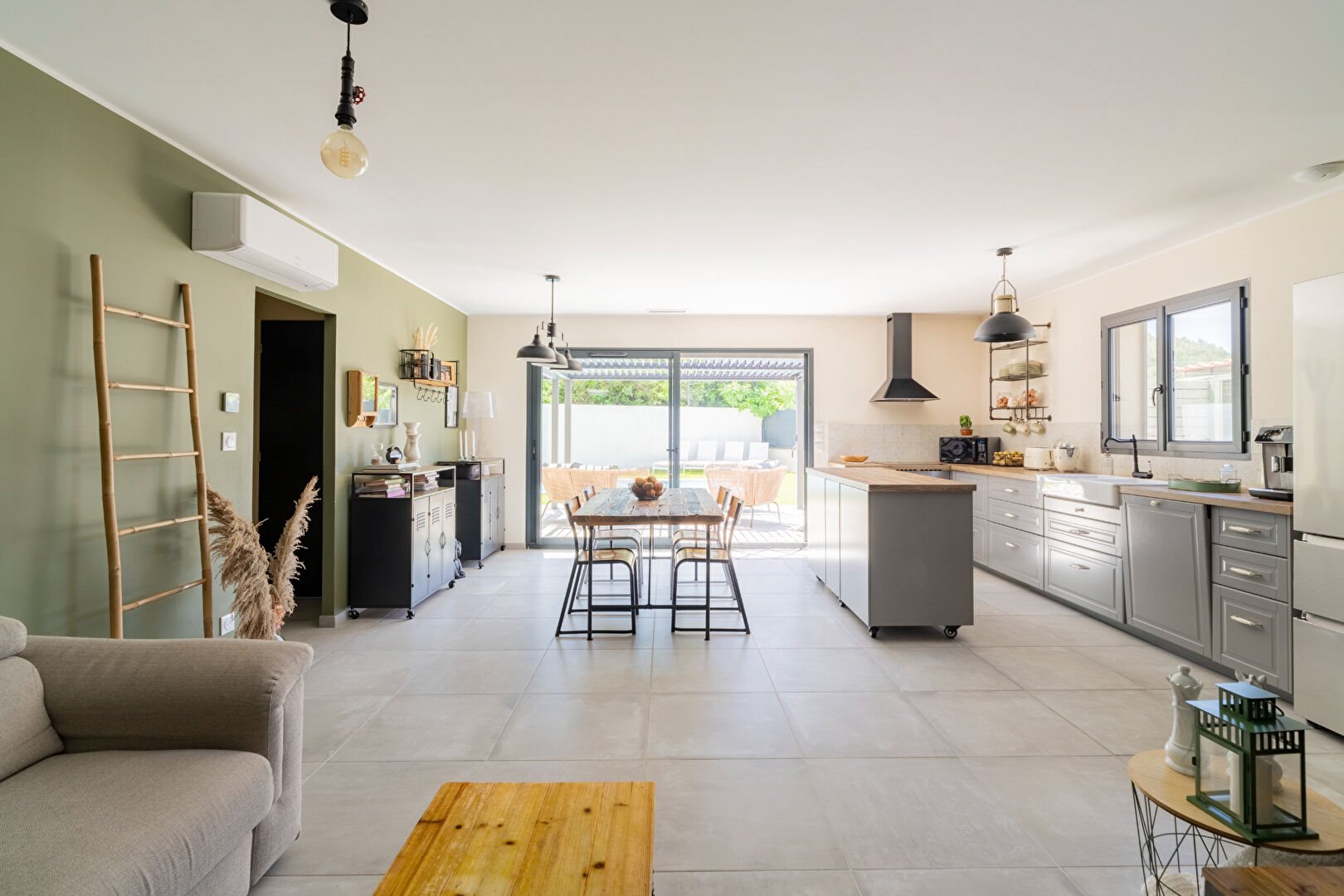 Maison à vendre, 95m², Saint-Zacharie