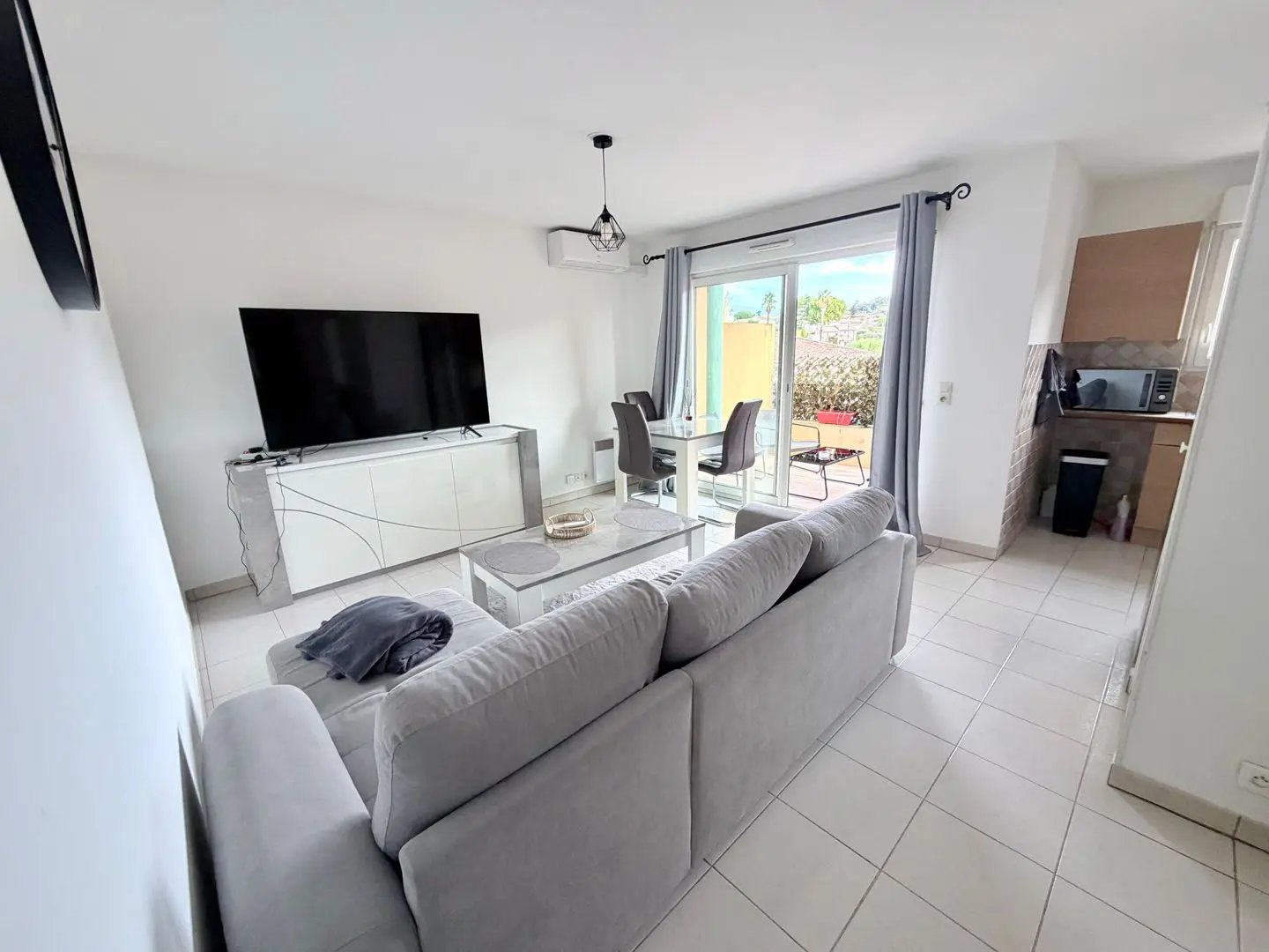 Appartement à louer, 40m², Pégomas