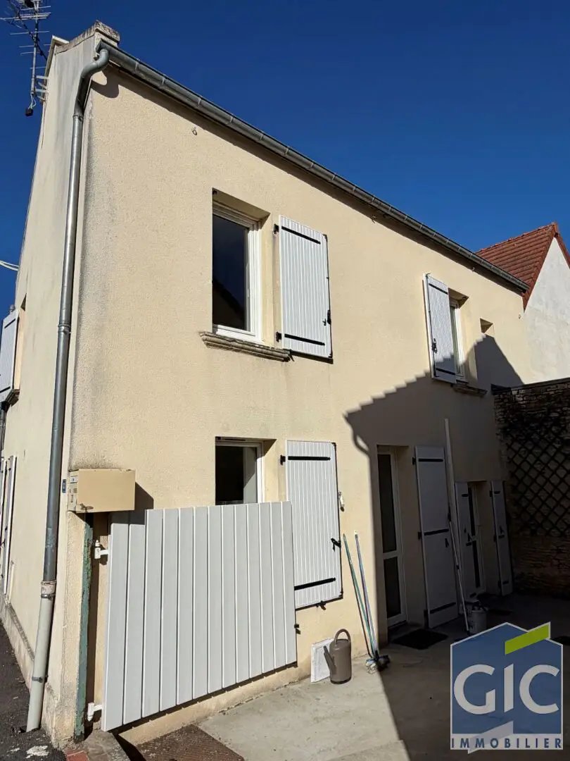 Maison à louer, 70m², Ifs