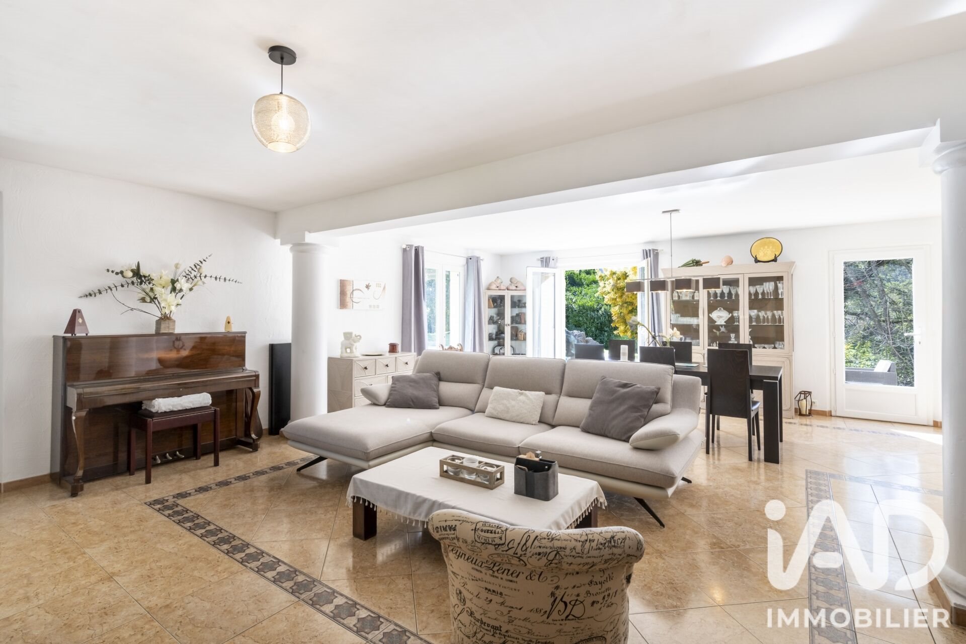Maison à vendre, 265m², Roquefort-les-Pins