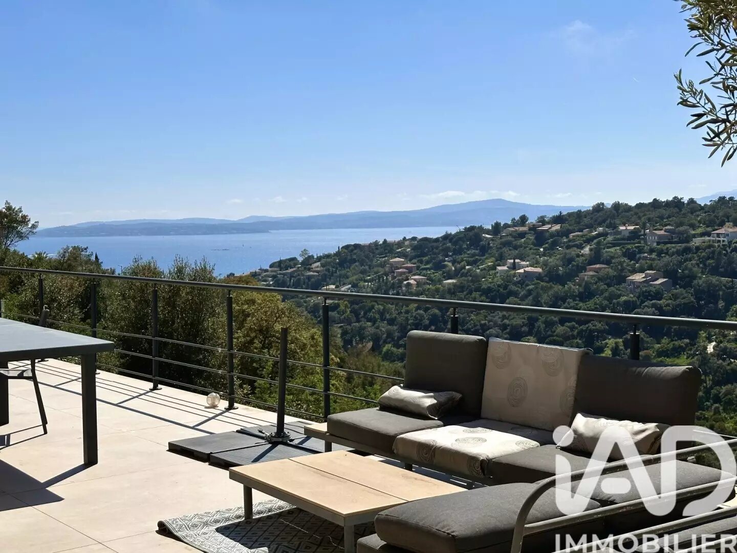 Maison à vendre, 190m², Roquebrune-sur-Argens