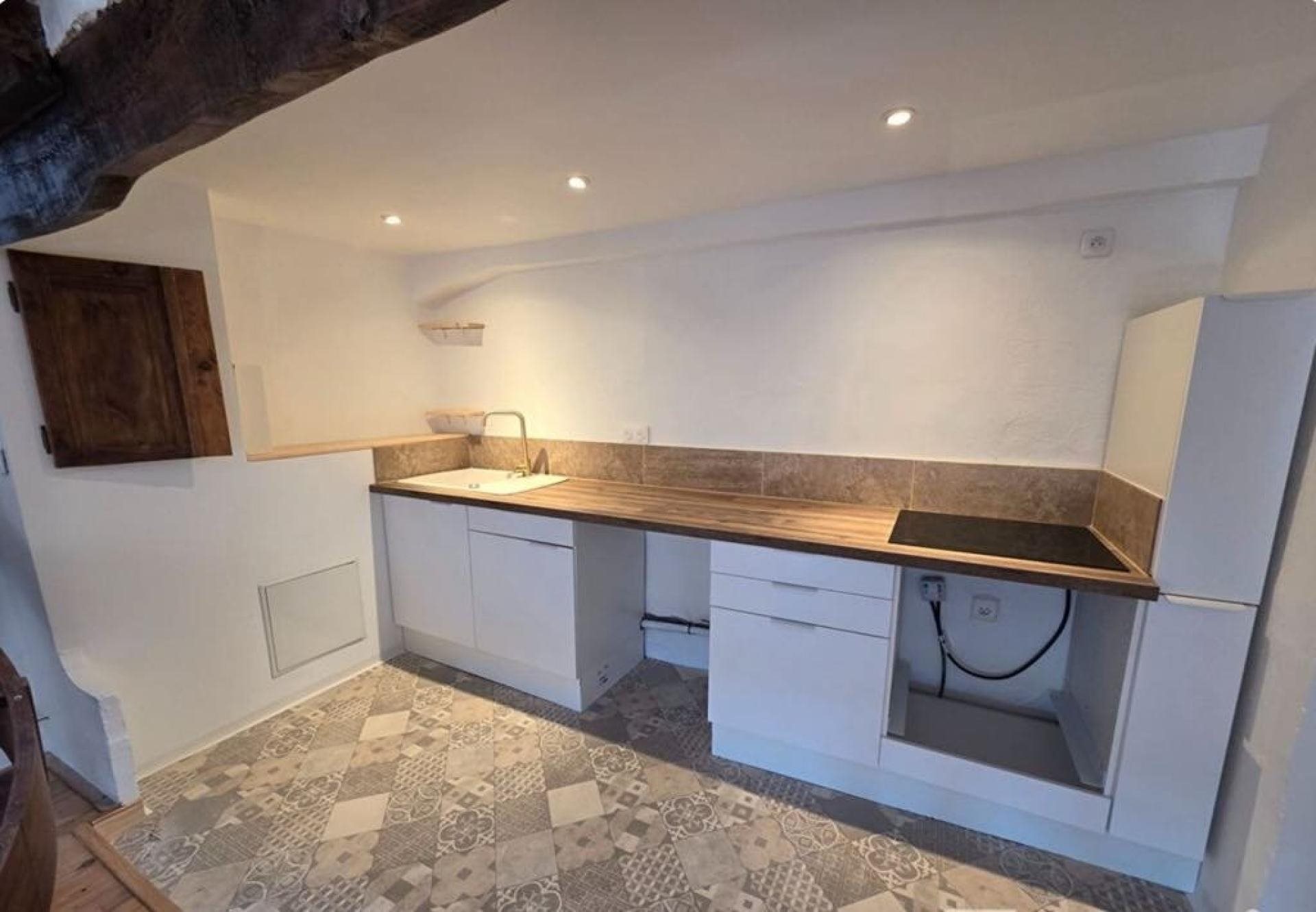 Appartement à vendre, 70m², Cotignac