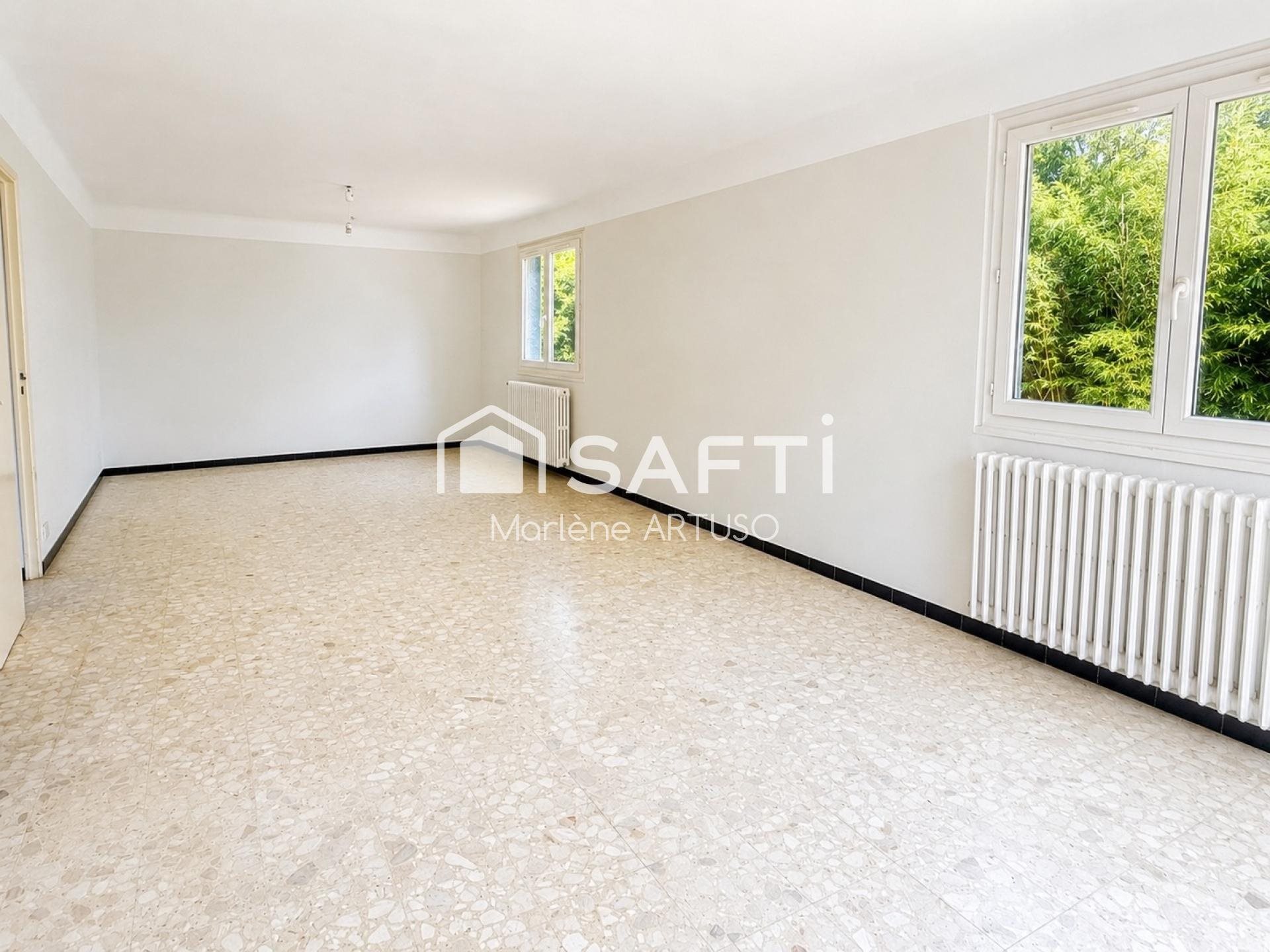 Maison à vendre, 120m², Saint-Jean-du-Falga