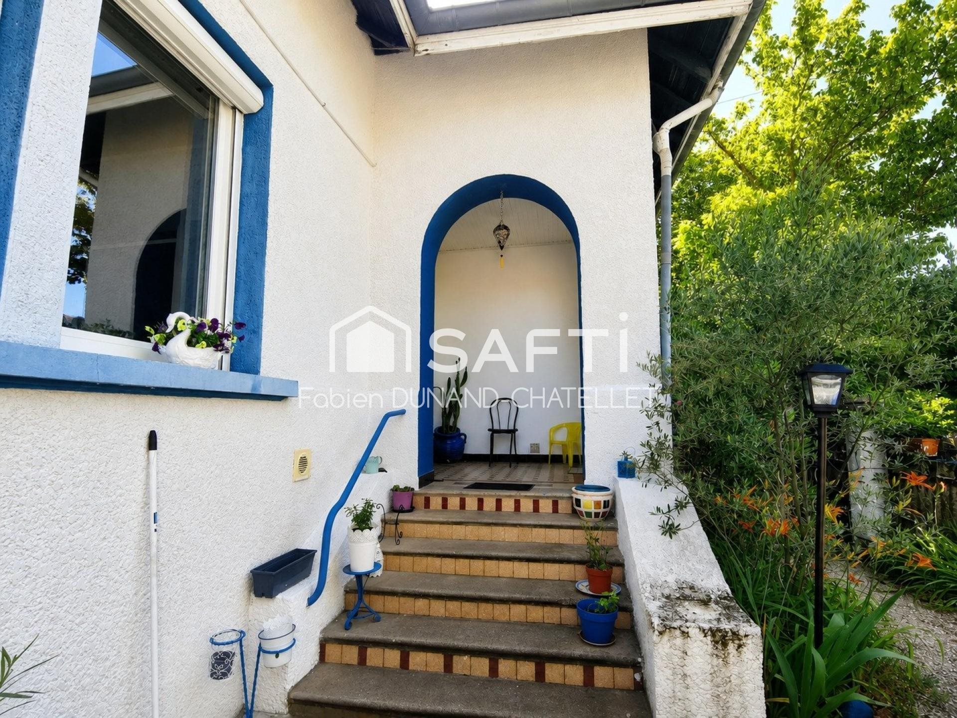 Maison à vendre, 181m², Vézeronce-Curtin