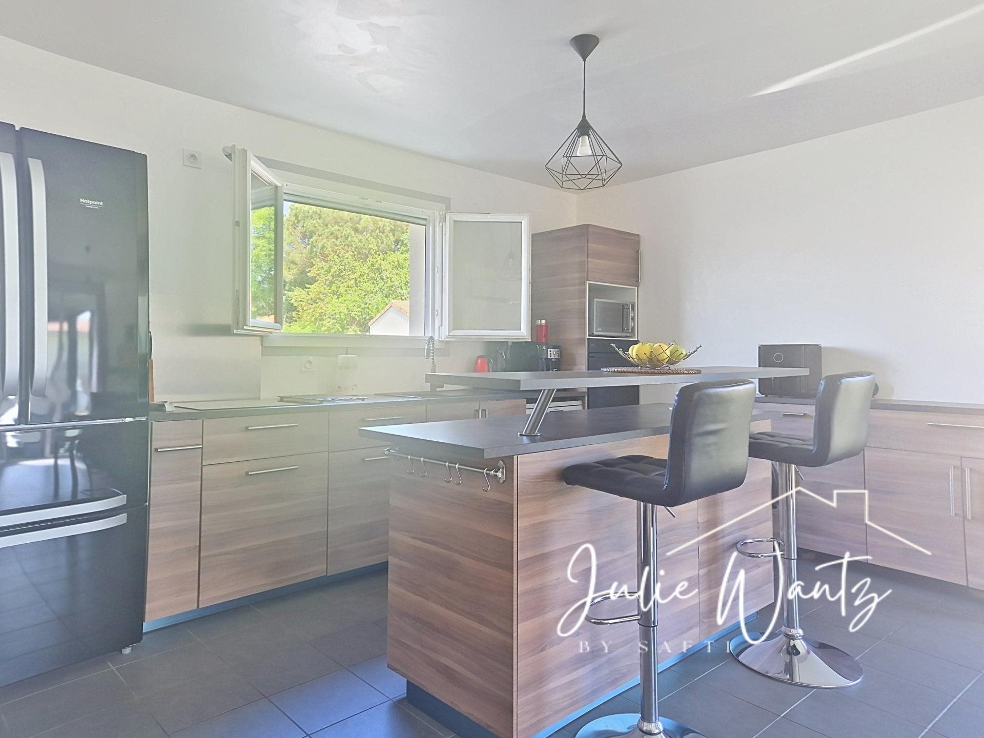 Maison à vendre, 90m², Villegouge