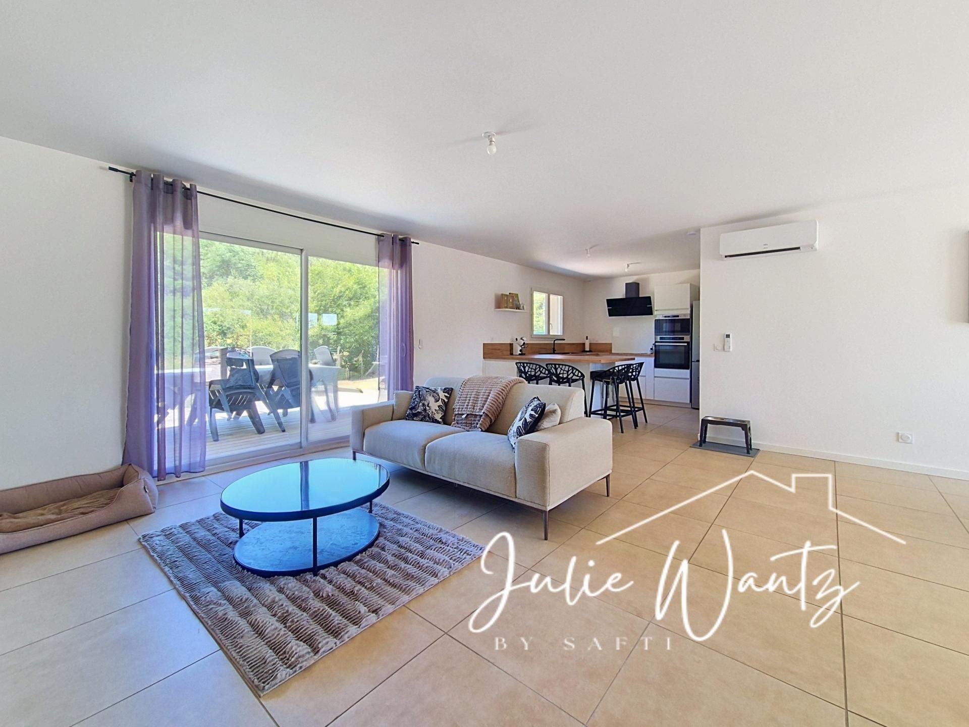 Maison à vendre, 108m², Laruscade