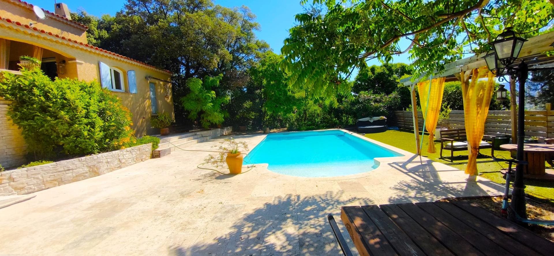 Maison à vendre, 140m², Aubagne