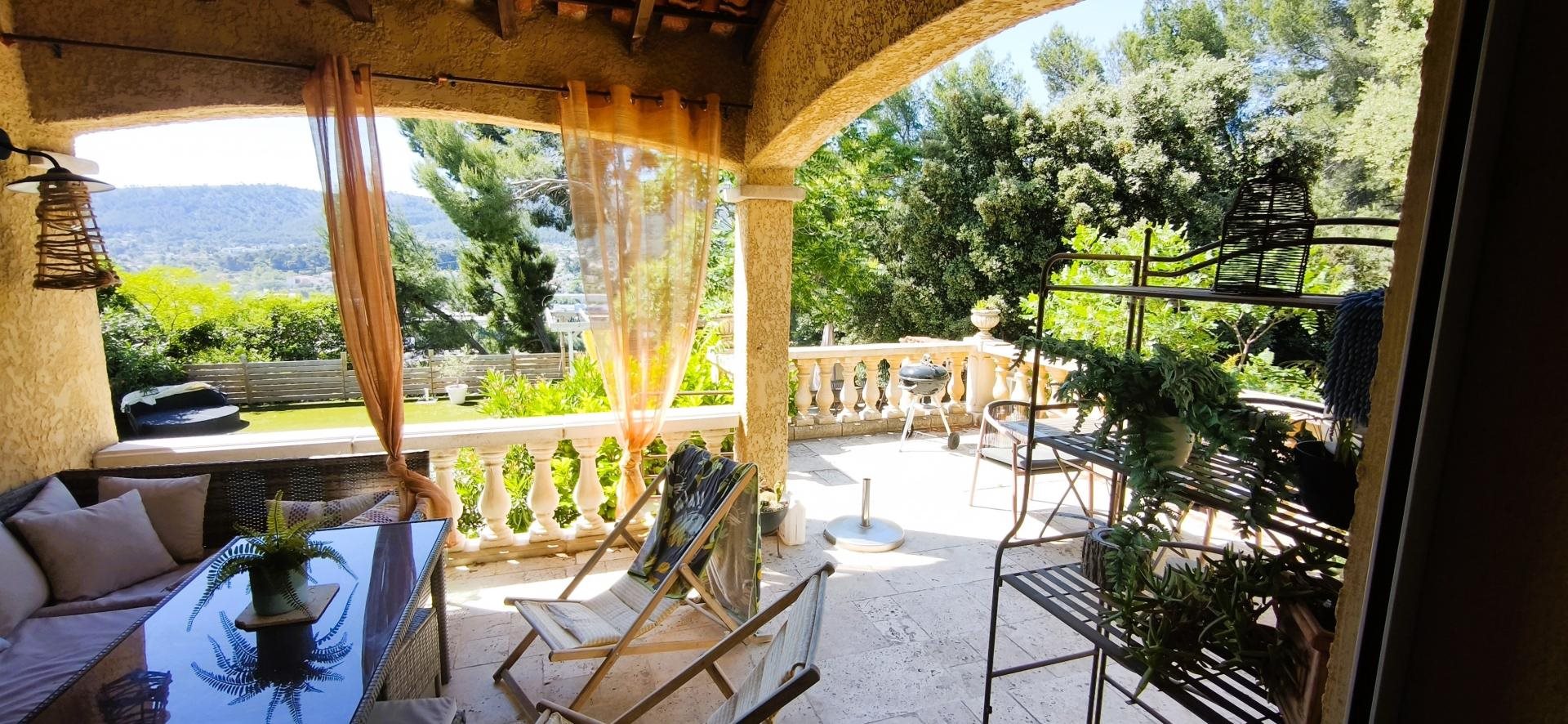 Maison à vendre, 140m², Aubagne