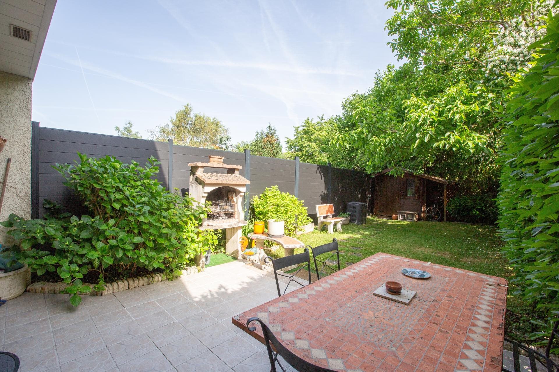 Maison à vendre, 117m², Le Mesnil-Saint-Denis