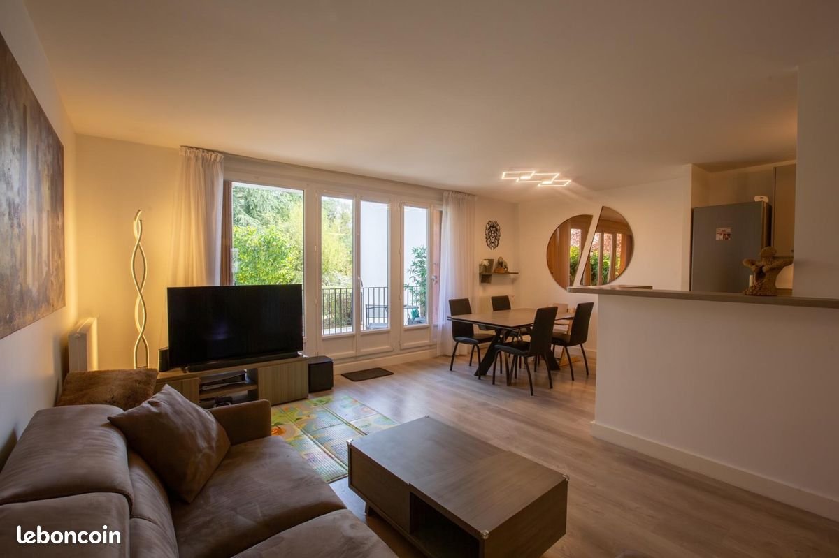 Appartement à vendre, 72m², Le Mesnil-Saint-Denis