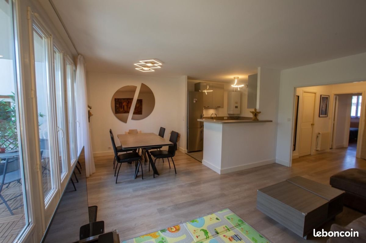 Appartement à vendre, 72m², Le Mesnil-Saint-Denis