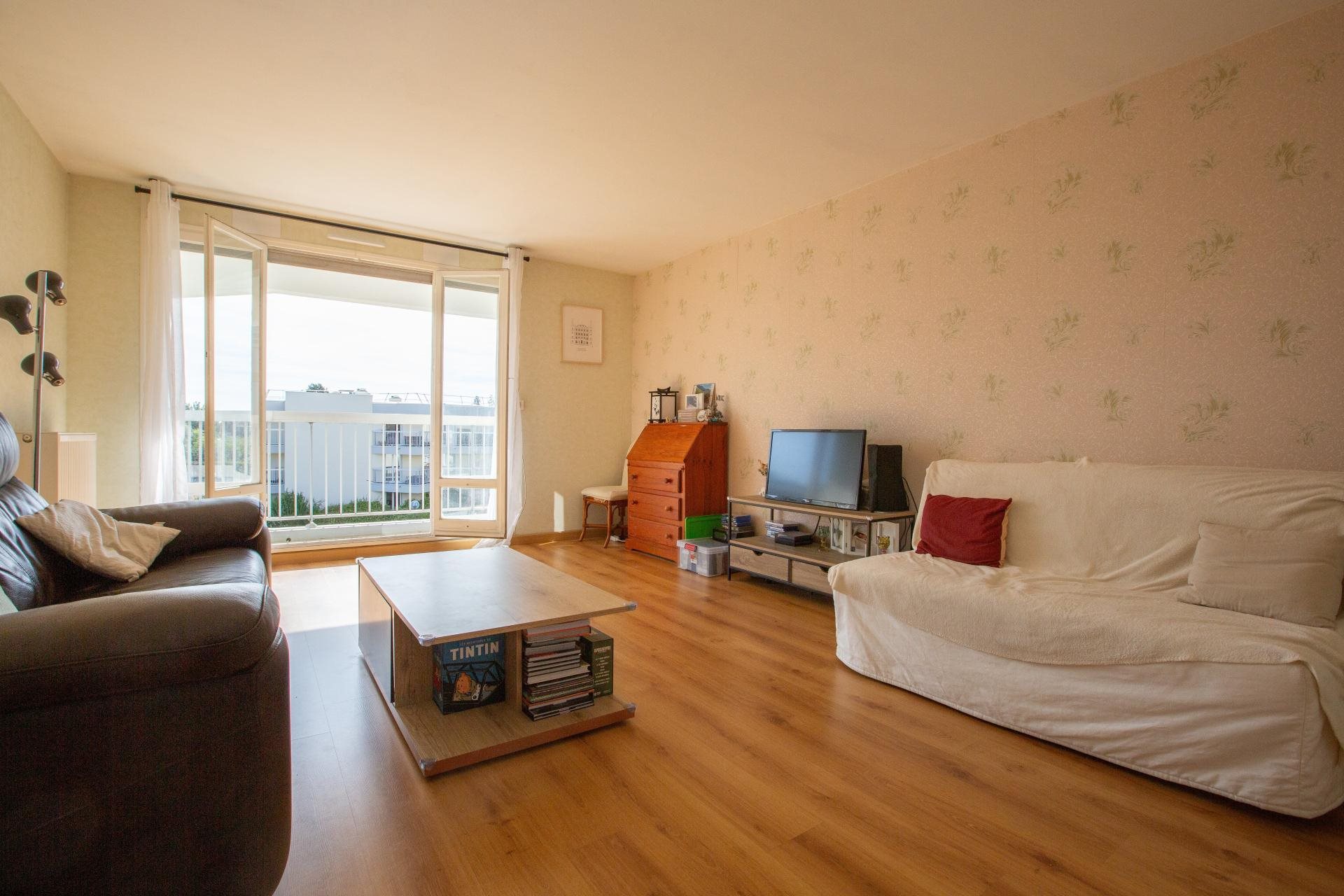Appartement à vendre, 72m², Le Mesnil-Saint-Denis