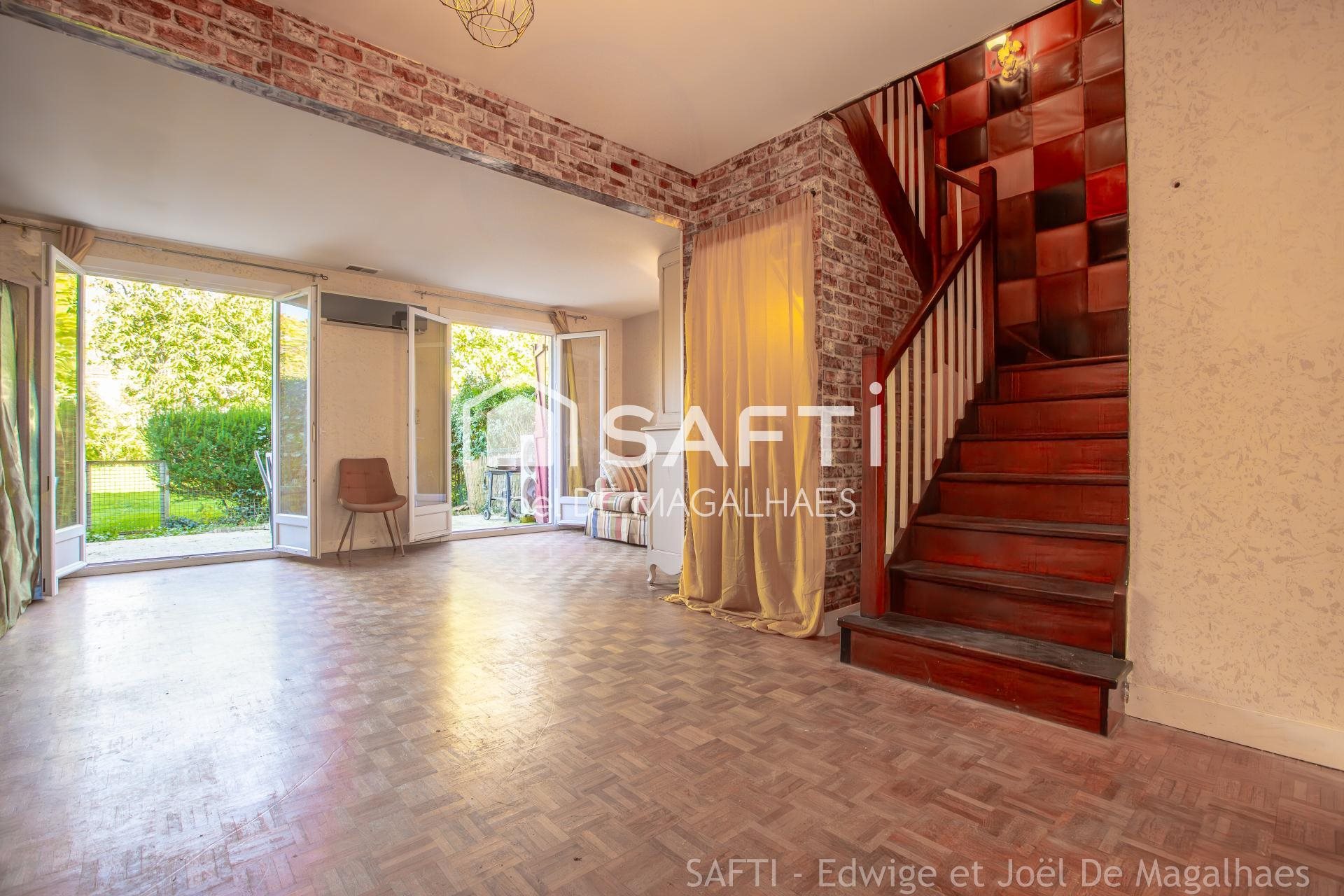 Maison à vendre, 115m², Le Mesnil-Saint-Denis