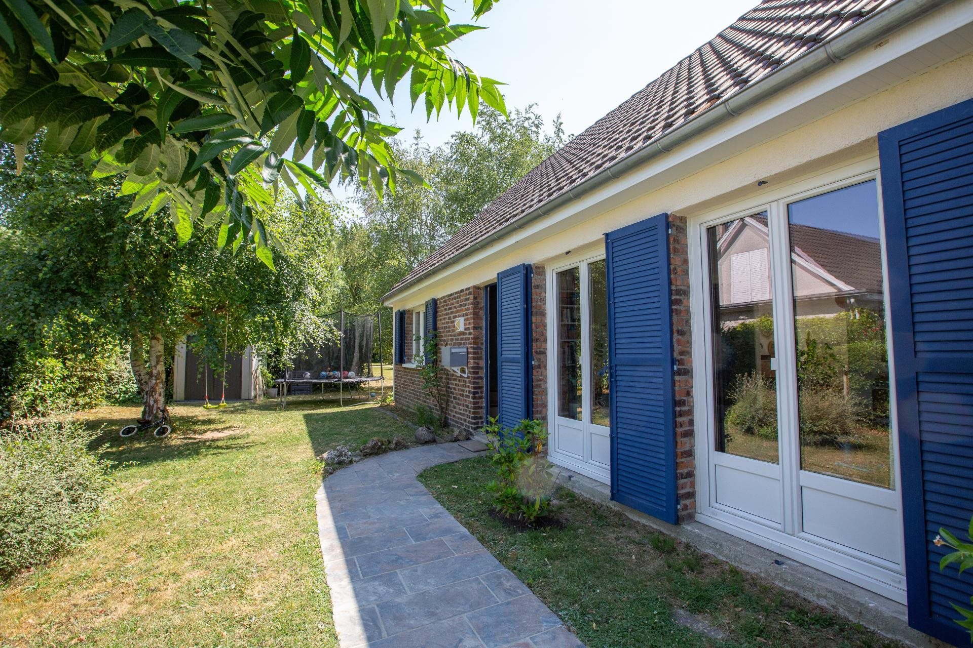 Maison à vendre, 135m², Le Mesnil-Saint-Denis