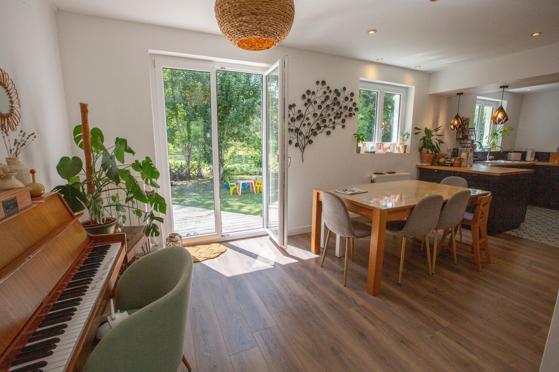 Maison à vendre, 135m², Le Mesnil-Saint-Denis