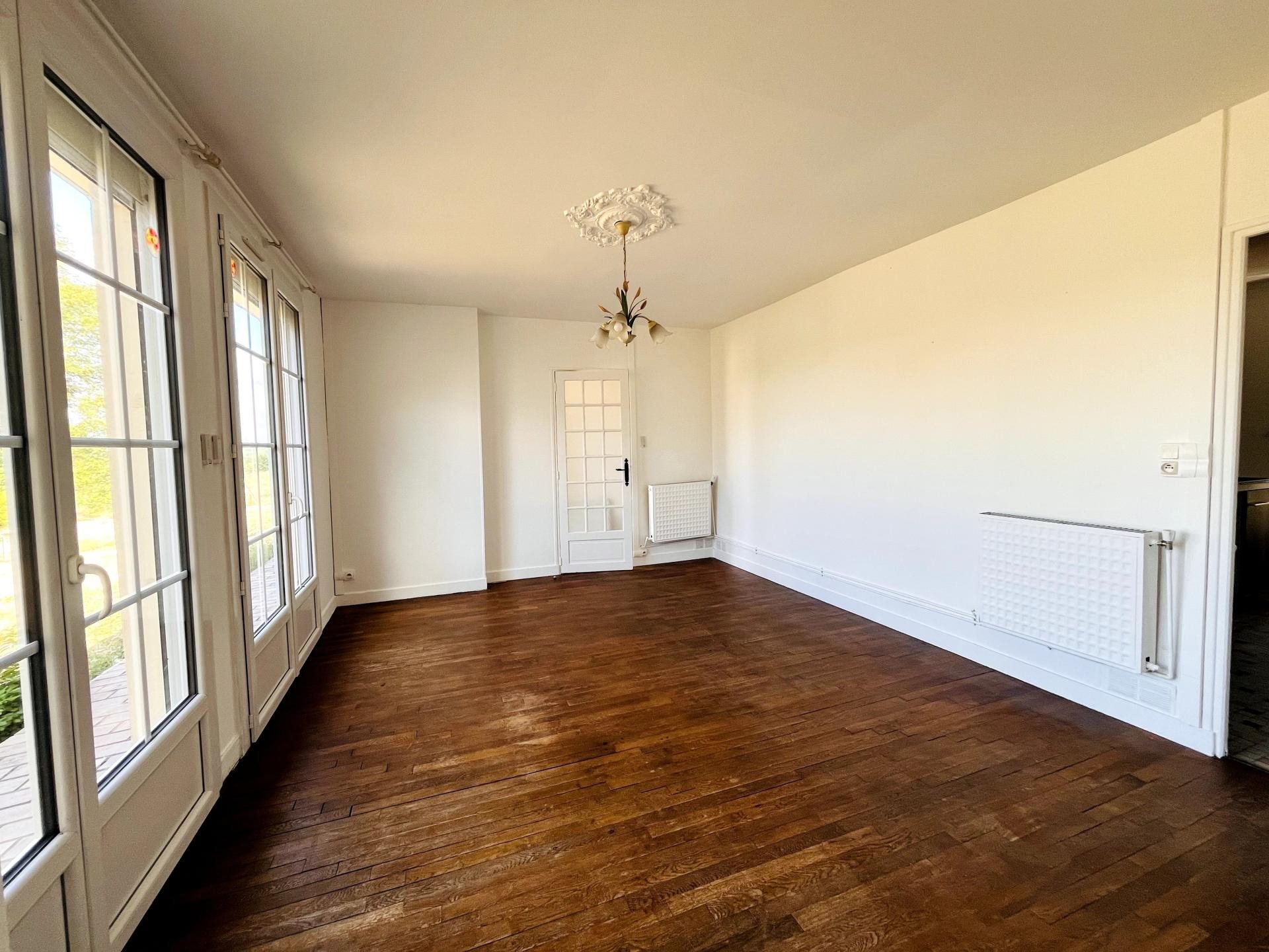 Maison à vendre, 95m², Mervent