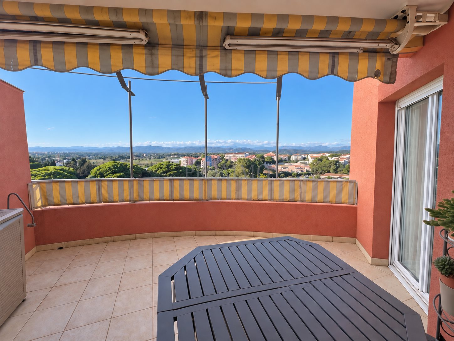 Appartement à vendre, 94m², Fréjus