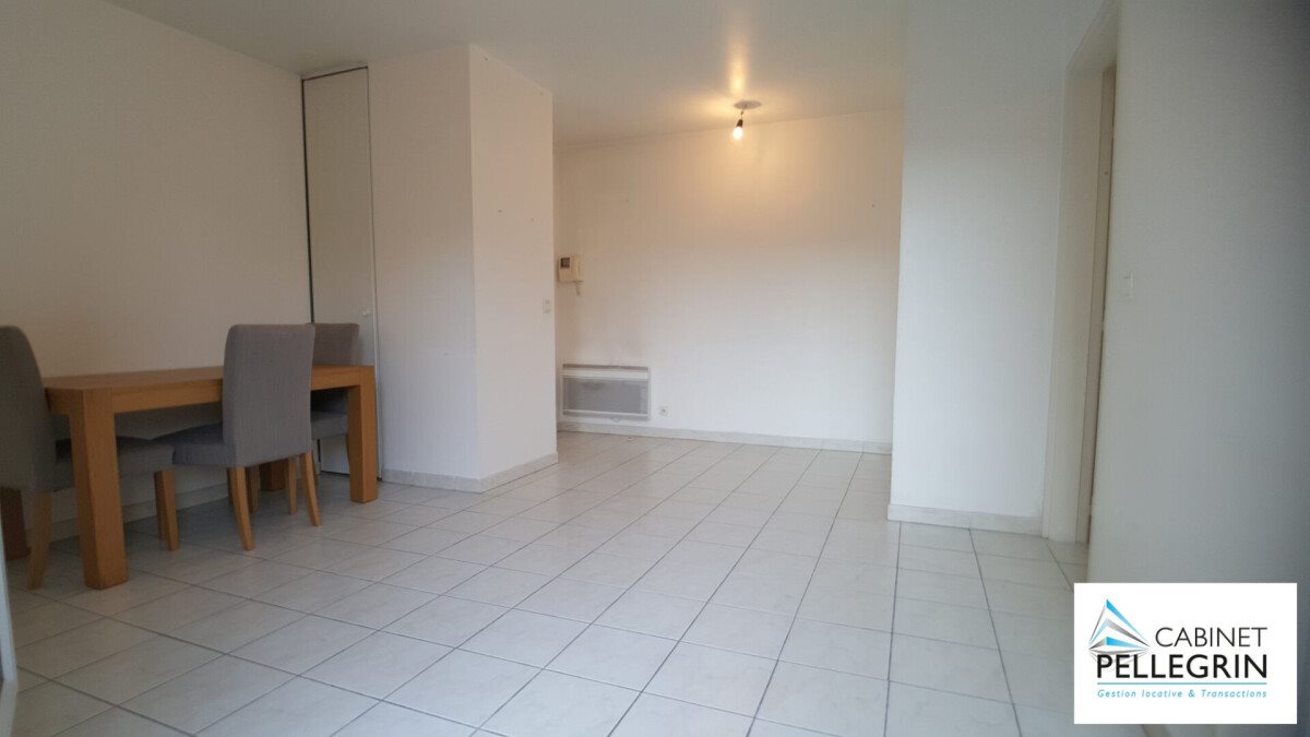 Appartement à louer, 38m², Marseille 9ème