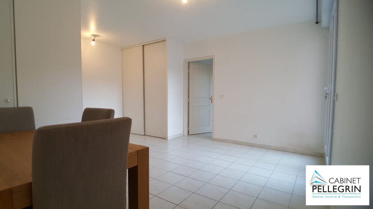 Appartement à louer, 38m², Marseille 9ème