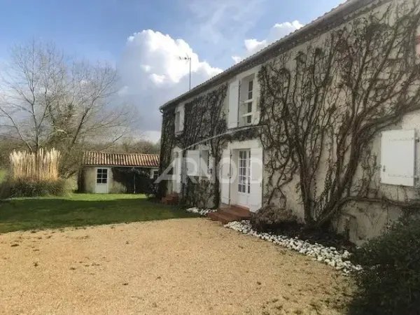 Maison à vendre, 237m², La Roche-sur-Yon